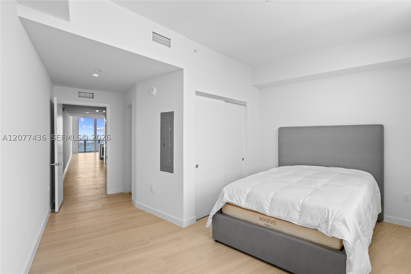 1400 Biscayne Blvd #4203 Miami, FL 33132