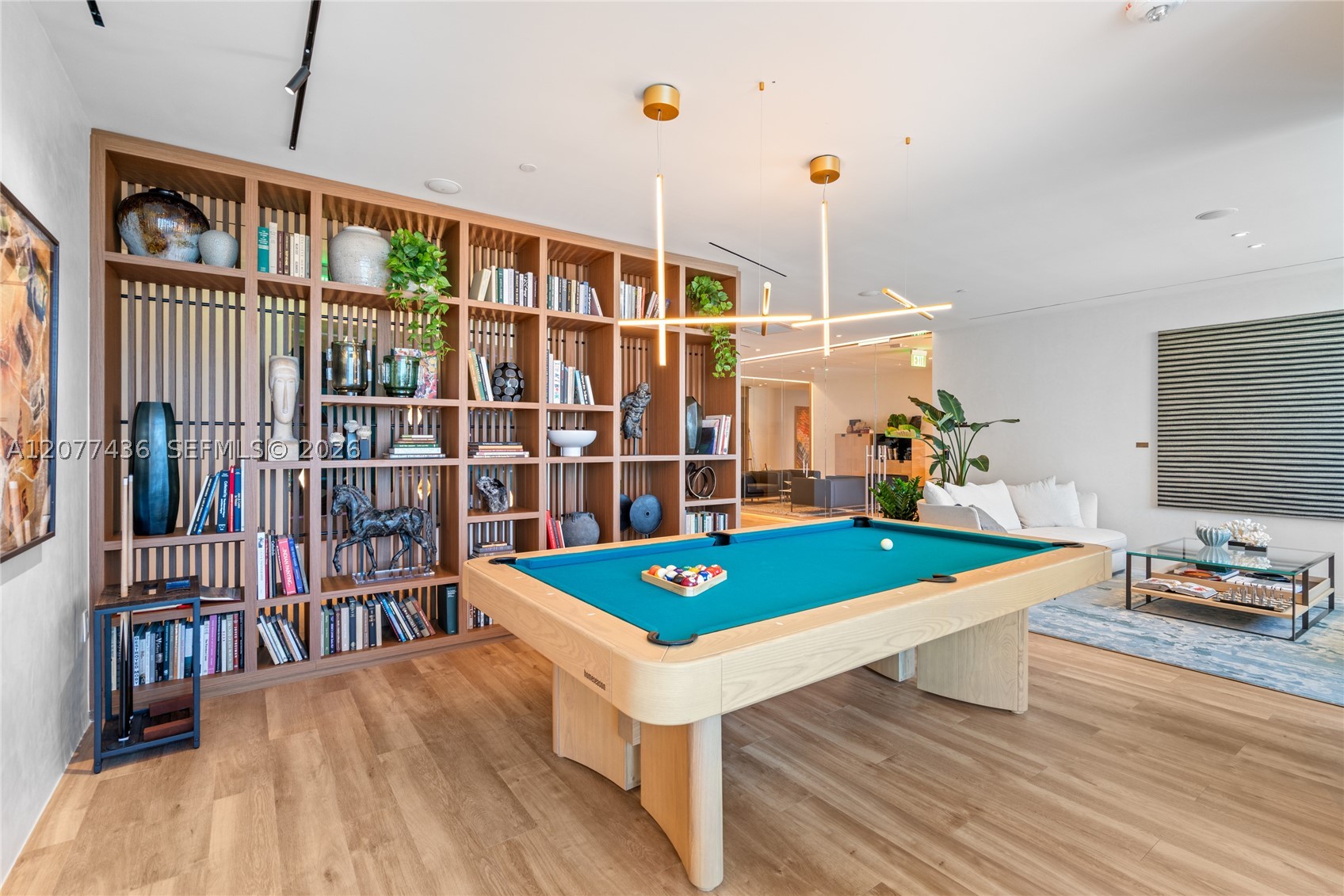 1400 Biscayne Blvd #4203 Miami, FL 33132