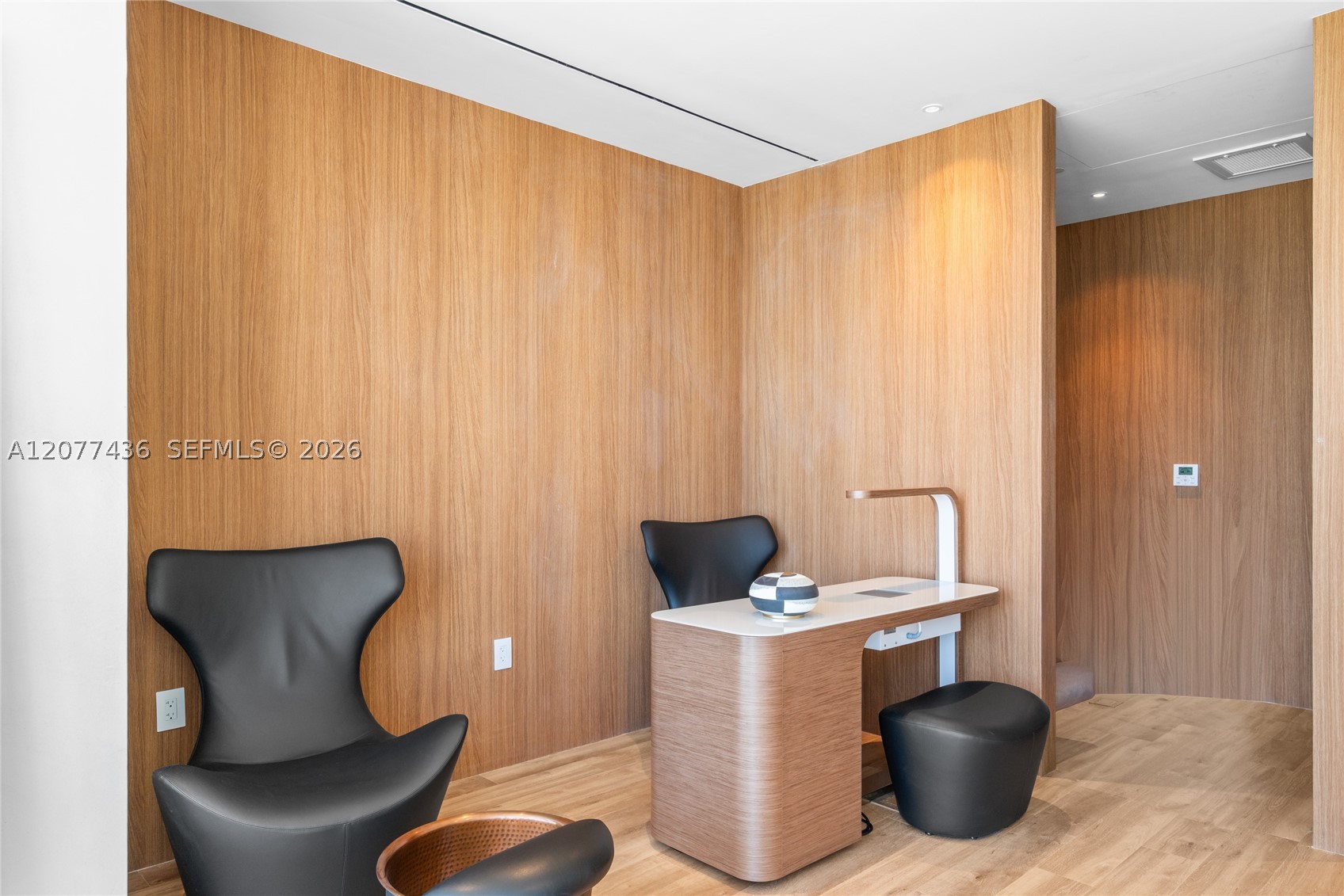 1400 Biscayne Blvd #4203 Miami, FL 33132