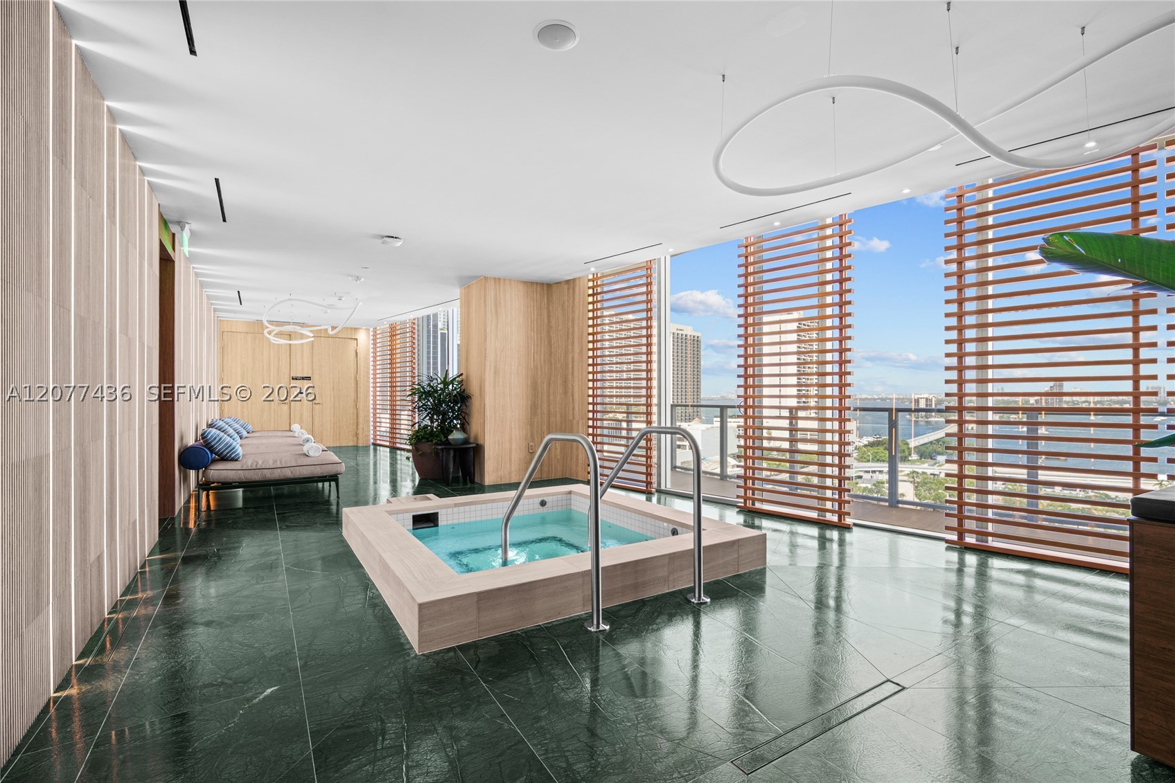 1400 Biscayne Blvd #4203 Miami, FL 33132