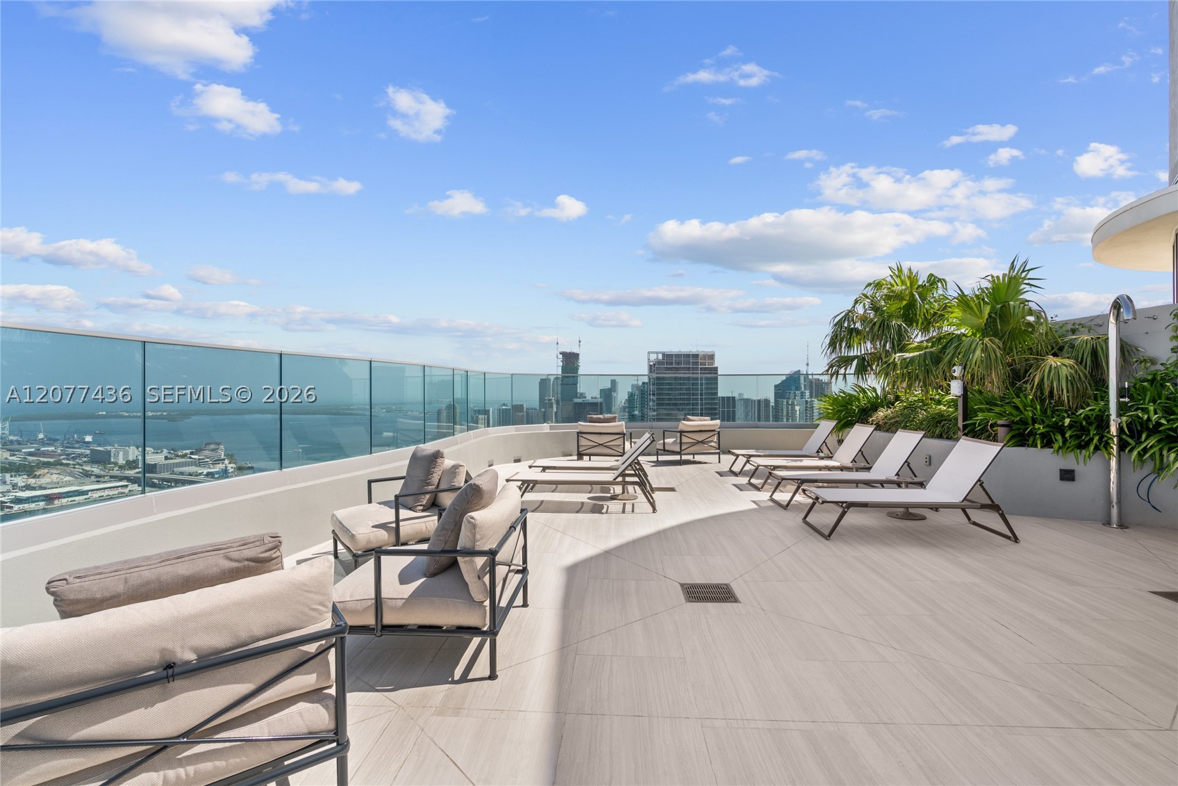 1400 Biscayne Blvd #4203 Miami, FL 33132