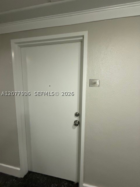 19390 Collins Ave #510