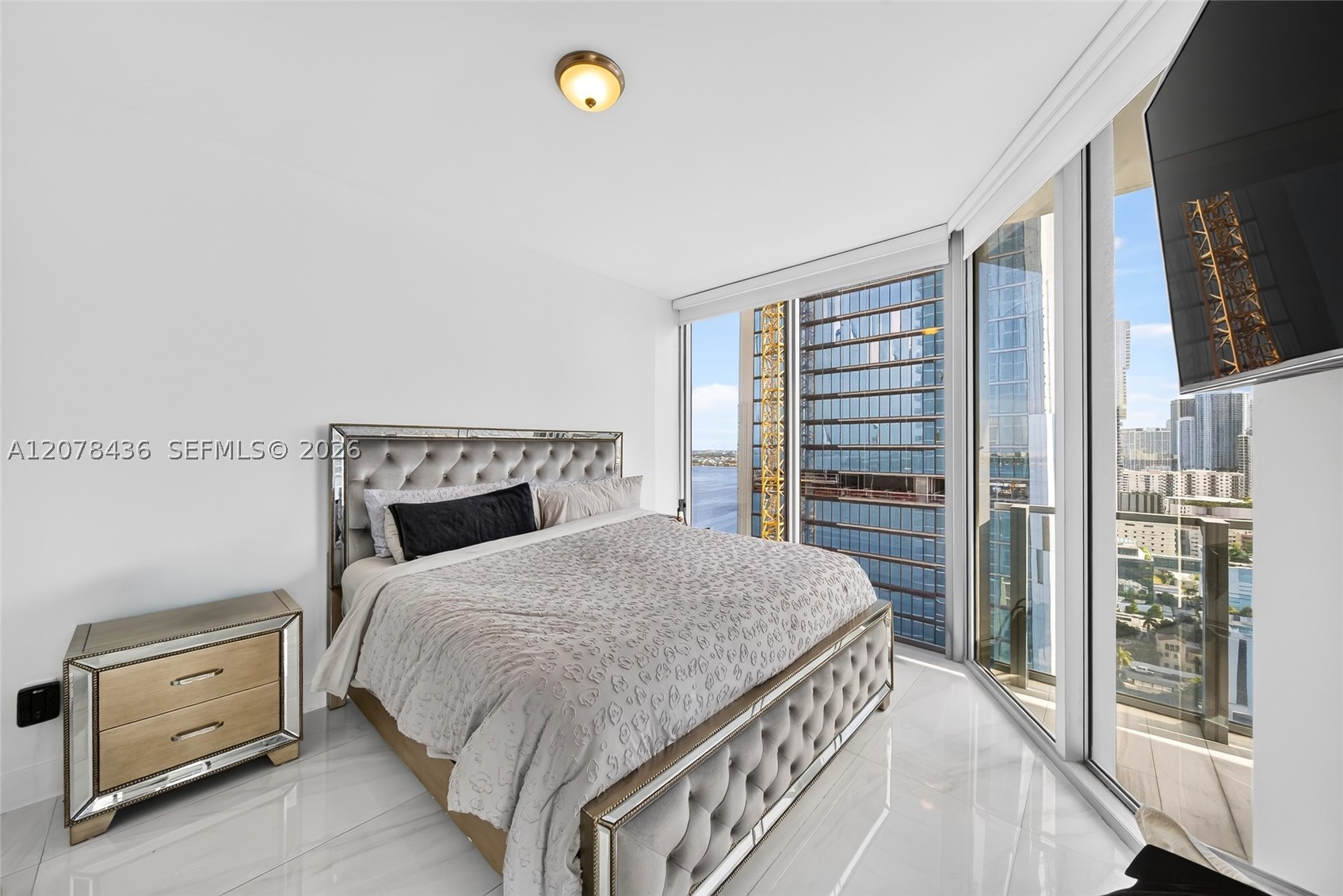 2900 NE 7th Ave #2209 Miami, FL 33137