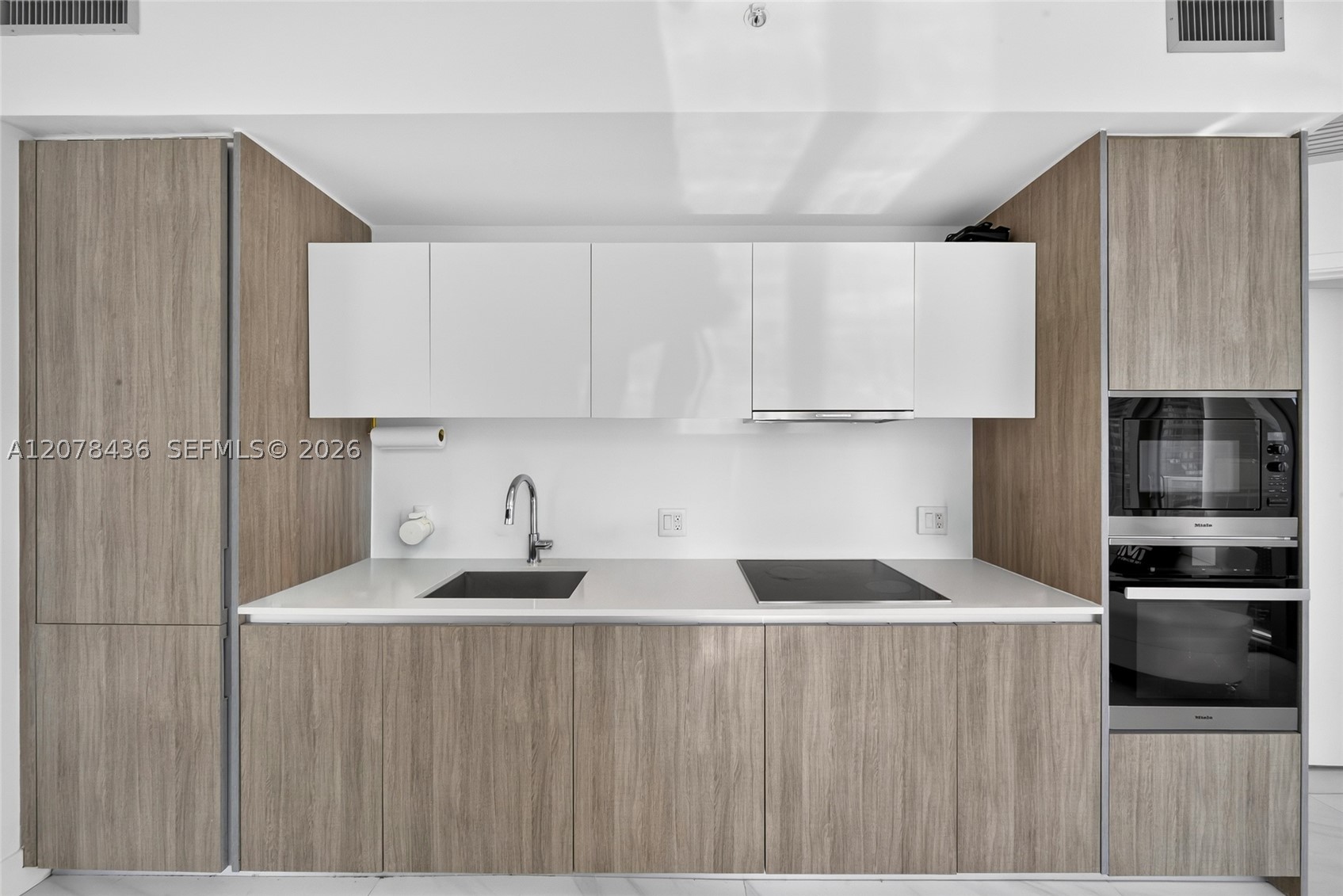 2900 NE 7th Ave #2209 Miami, FL 33137