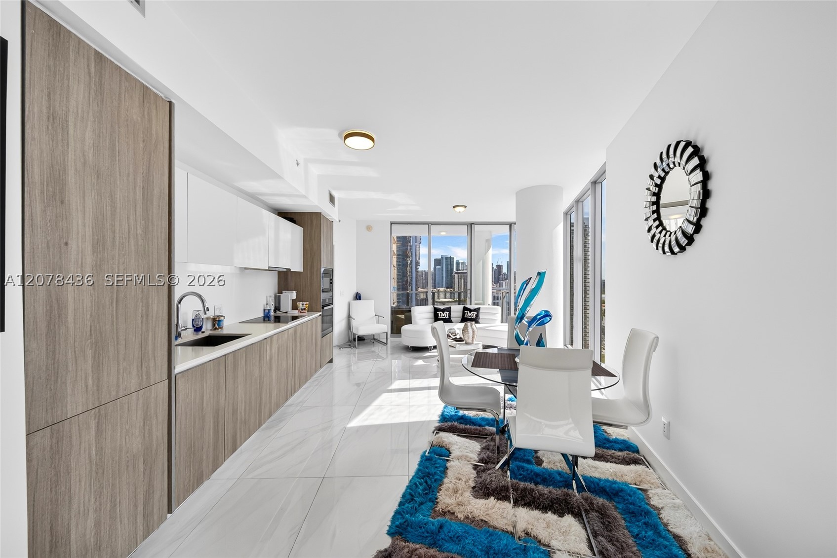 2900 NE 7th Ave #2209 Miami, FL 33137