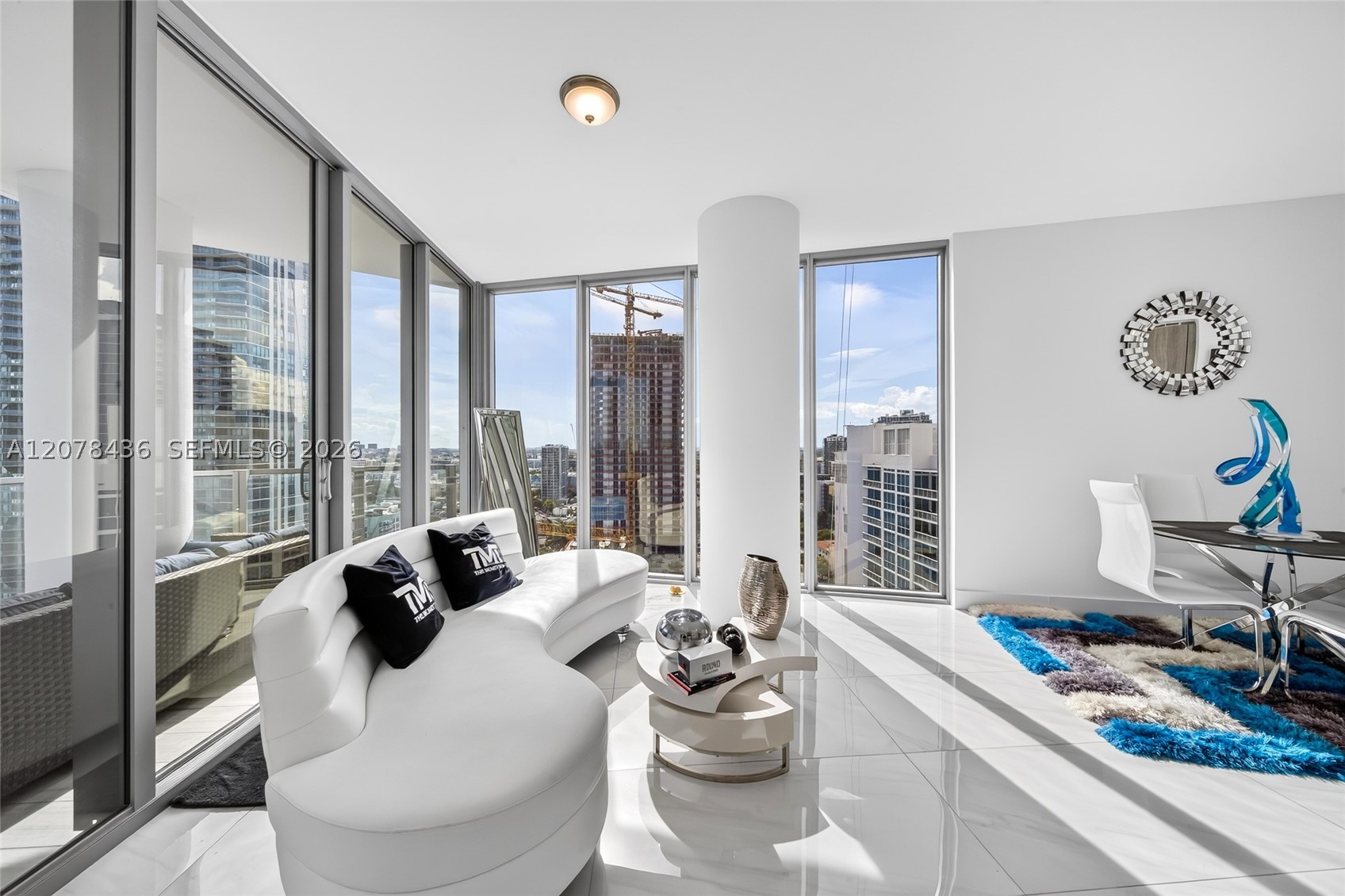 2900 NE 7th Ave #2209 Miami, FL 33137