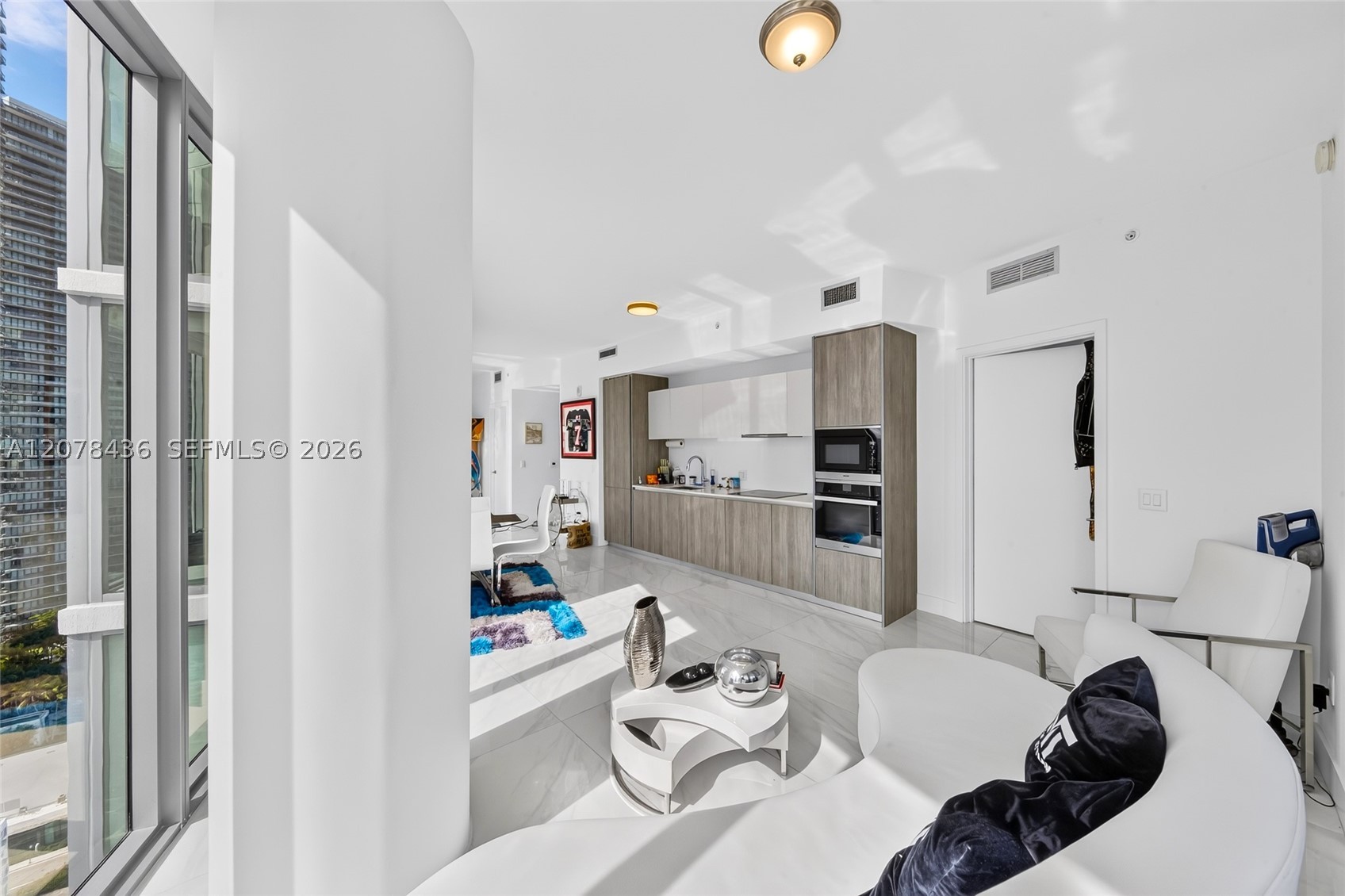 2900 NE 7th Ave #2209 Miami, FL 33137