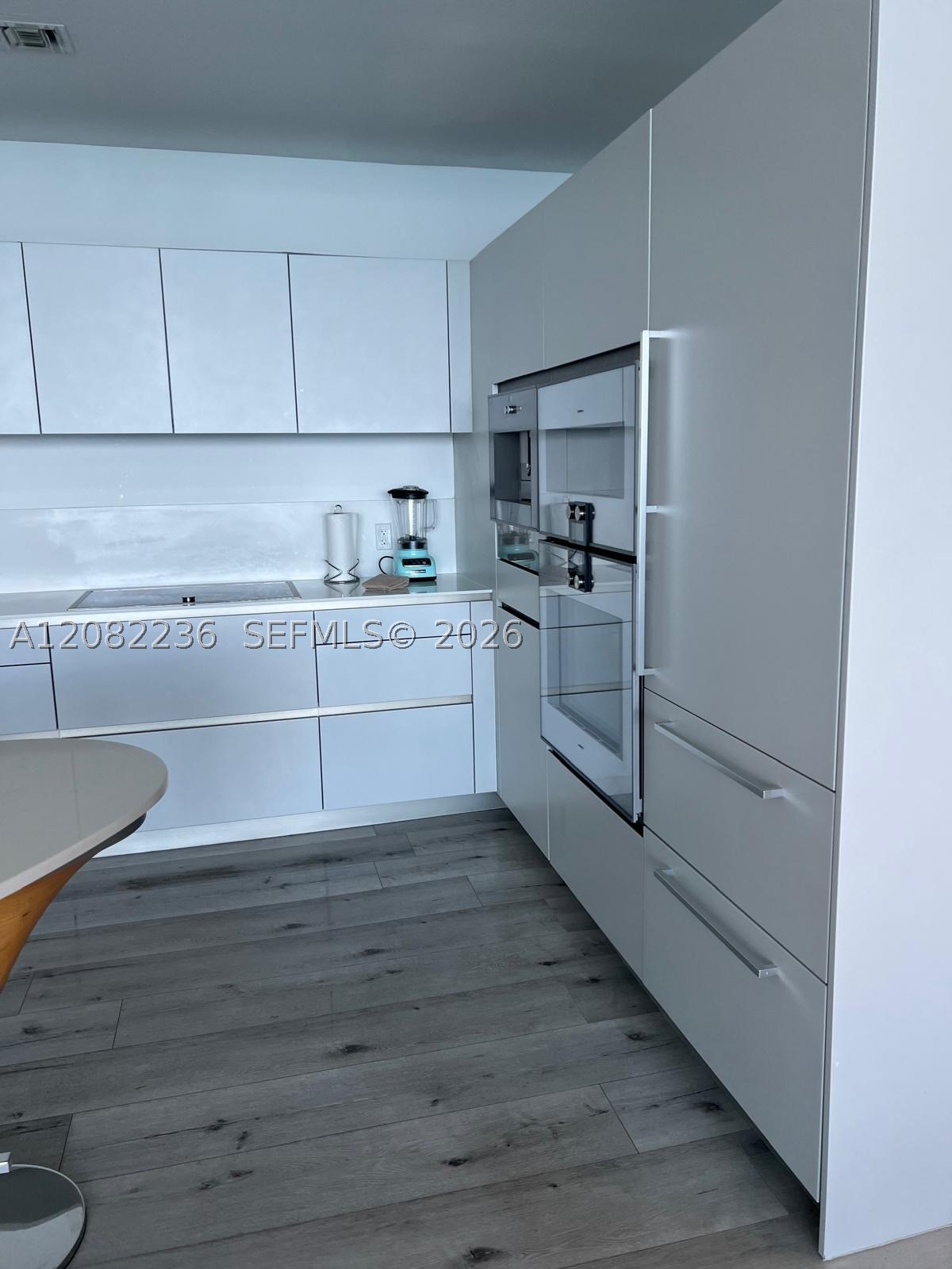 image Jade Signature9