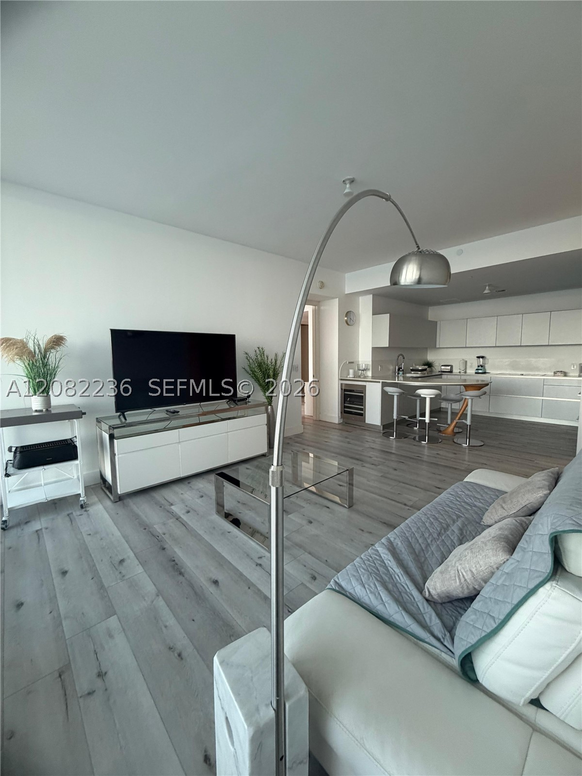 image Jade Signature7