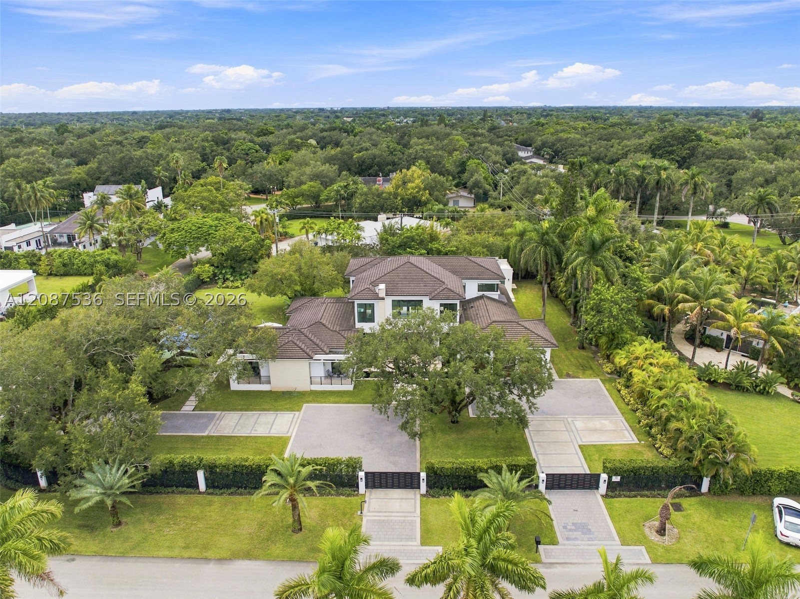 8920 SW 96th St Miami, FL 33176