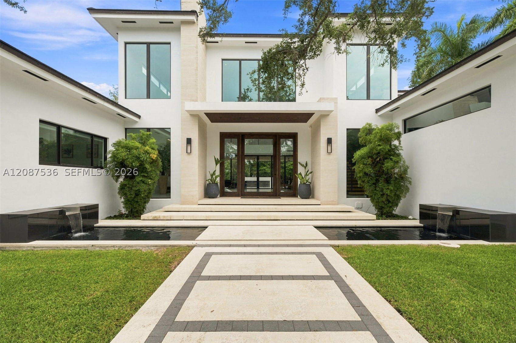 8920 SW 96th St Miami, FL 33176