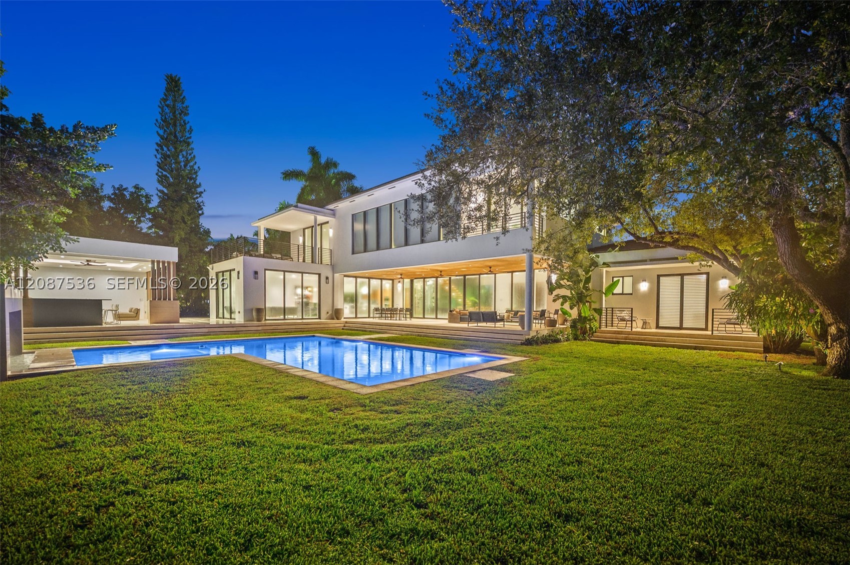 8920 SW 96th St Miami, FL 33176
