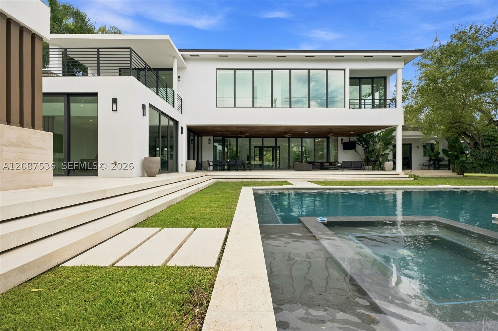 8920 SW 96th St Miami, FL 33176
