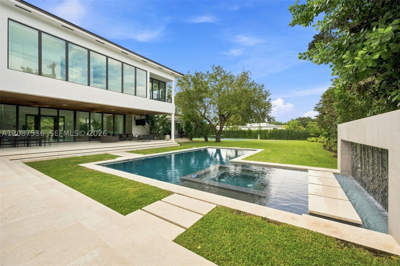 8920 SW 96th St Miami, FL 33176