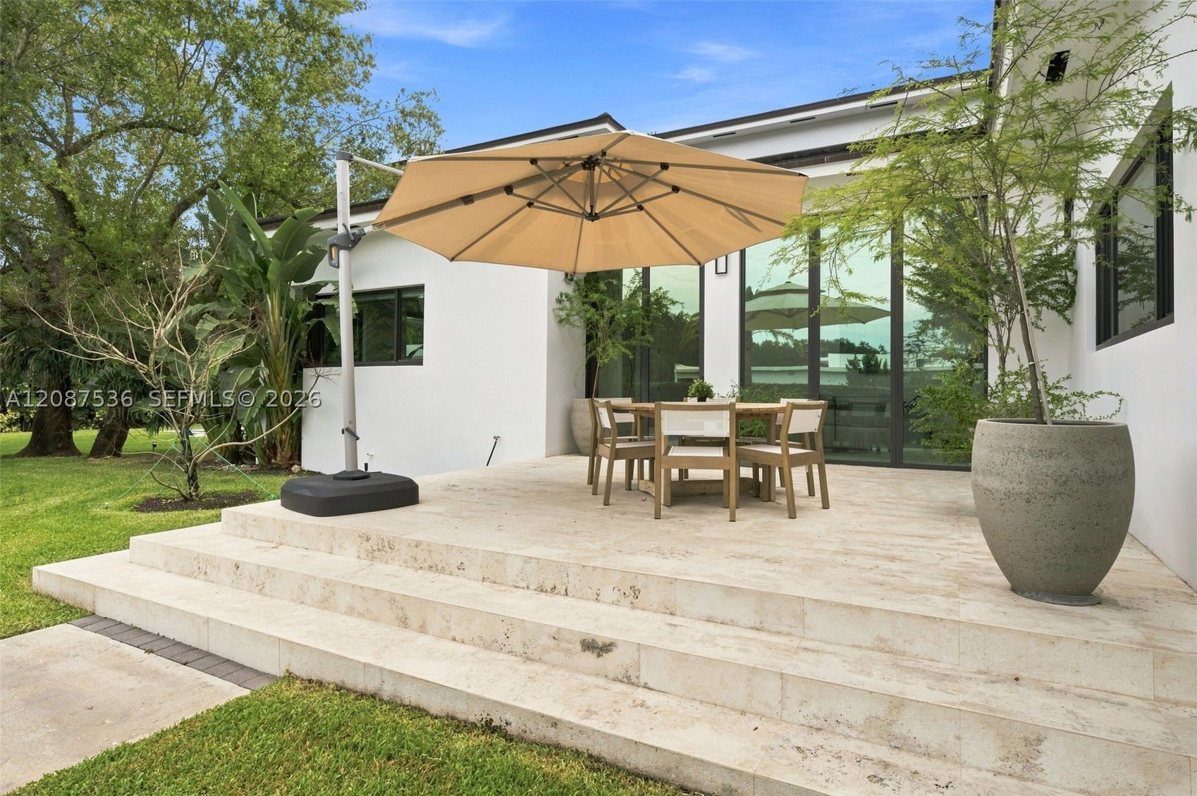 8920 SW 96th St Miami, FL 33176