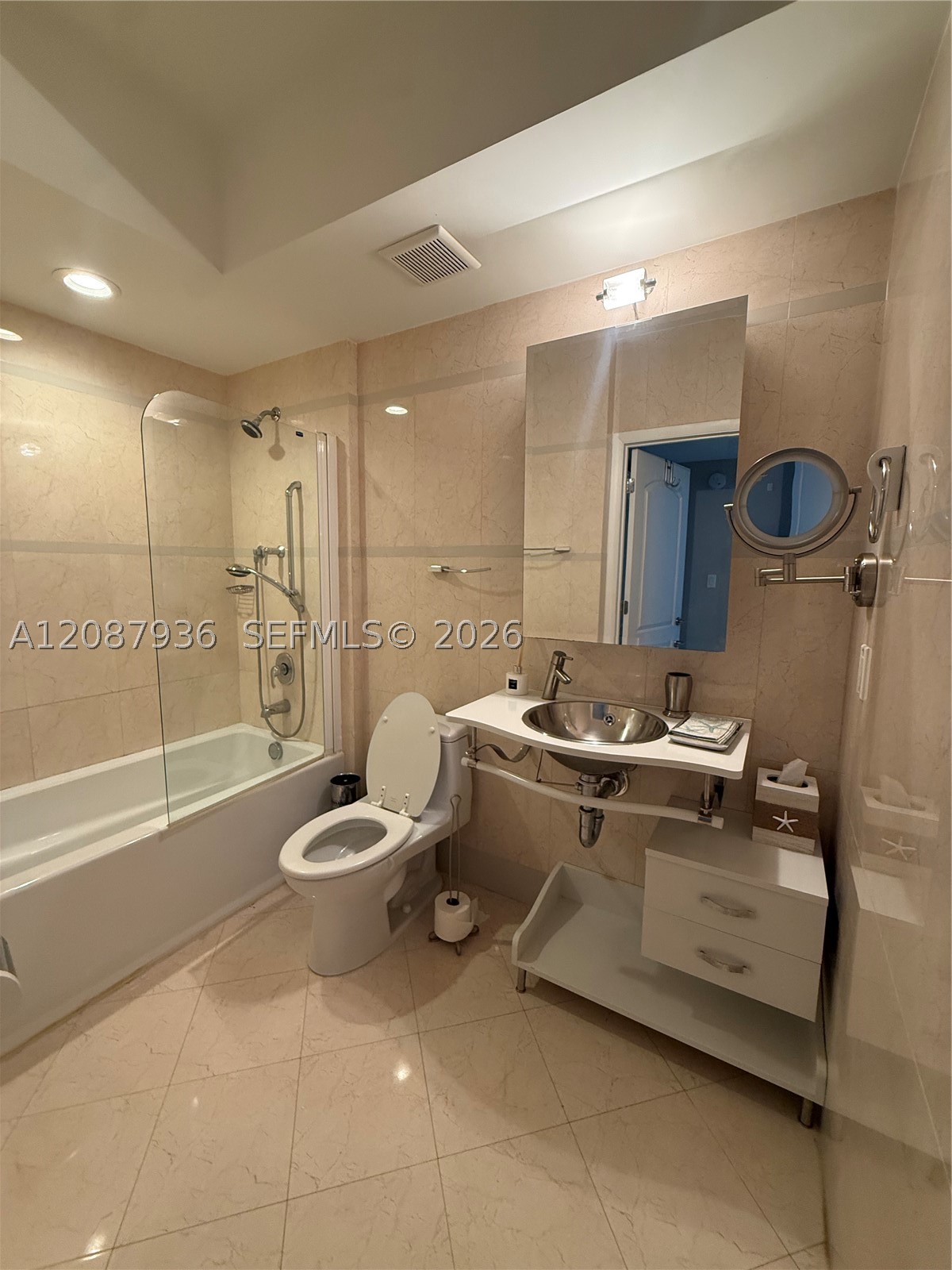 image The Cosmopolitan10