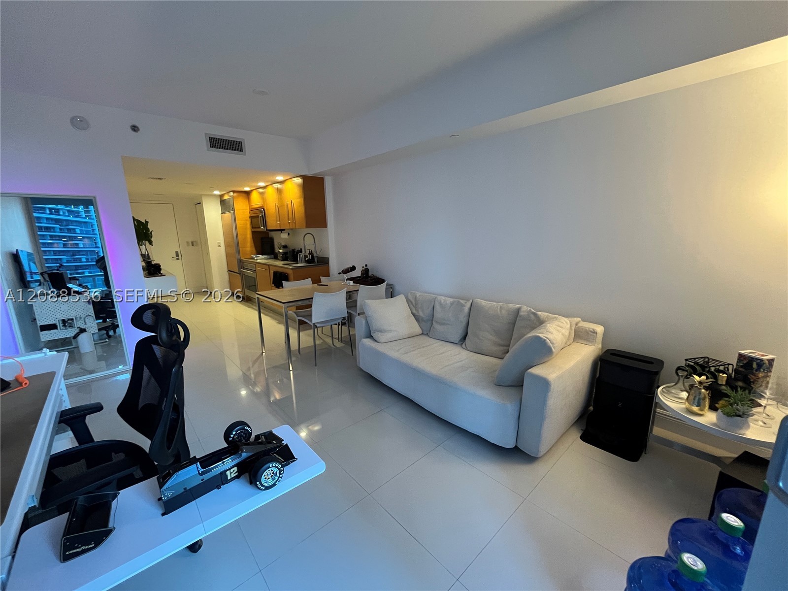 image Icon Brickell I9