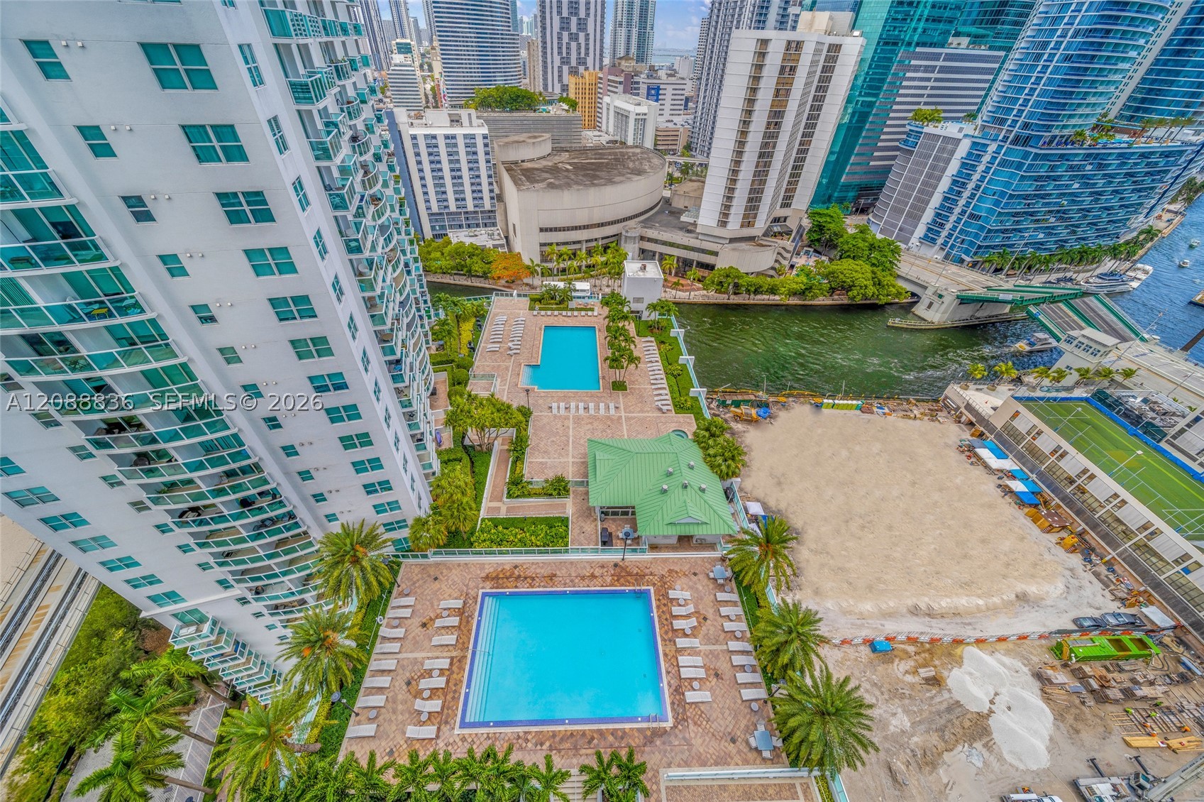 image Brickell on the River South25