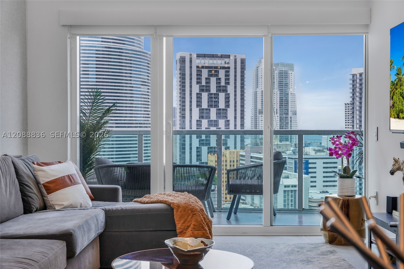 image Brickell on the River South34