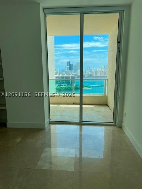 image Aventura Marina 228