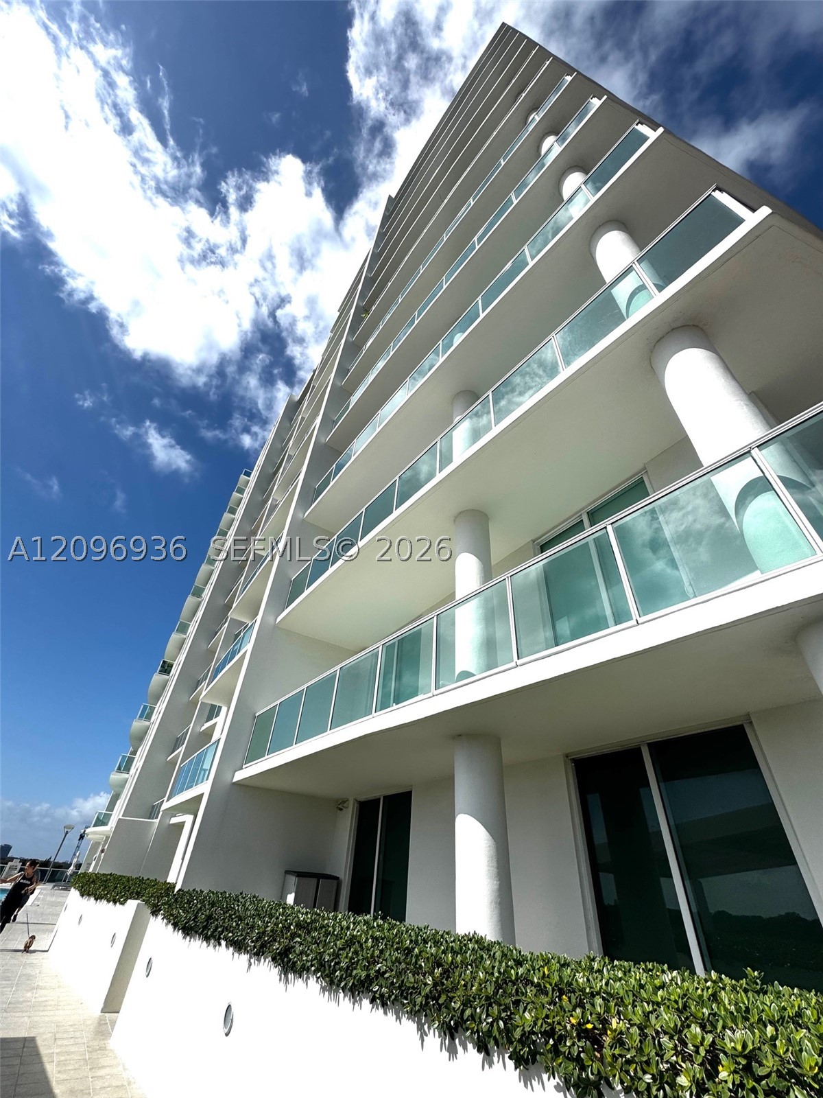 2525 SW 3rd Ave #903