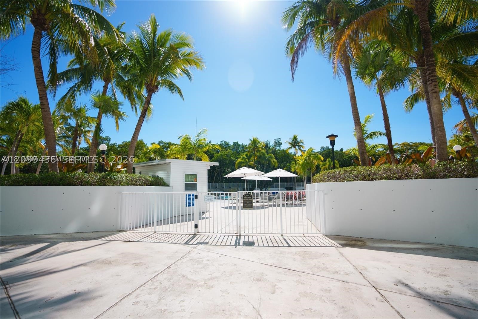 image Arlen House East18
