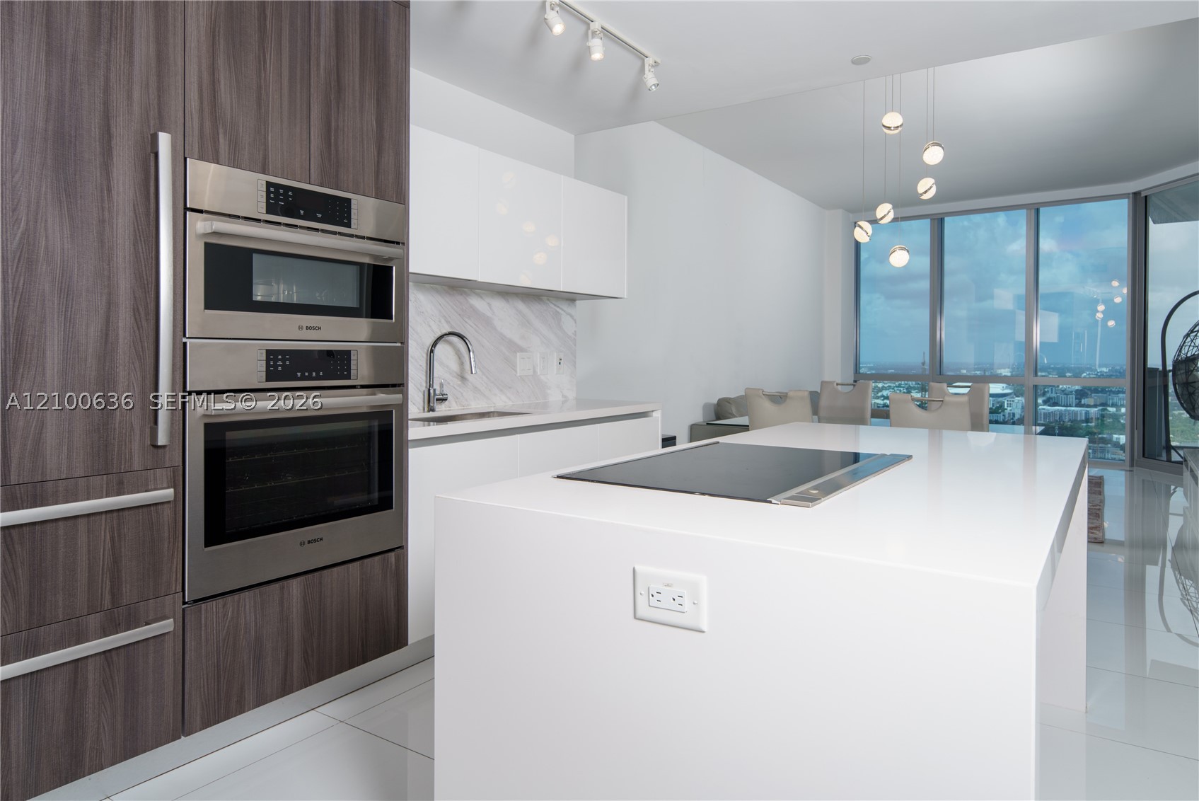 851 NE 1st Ave #4406