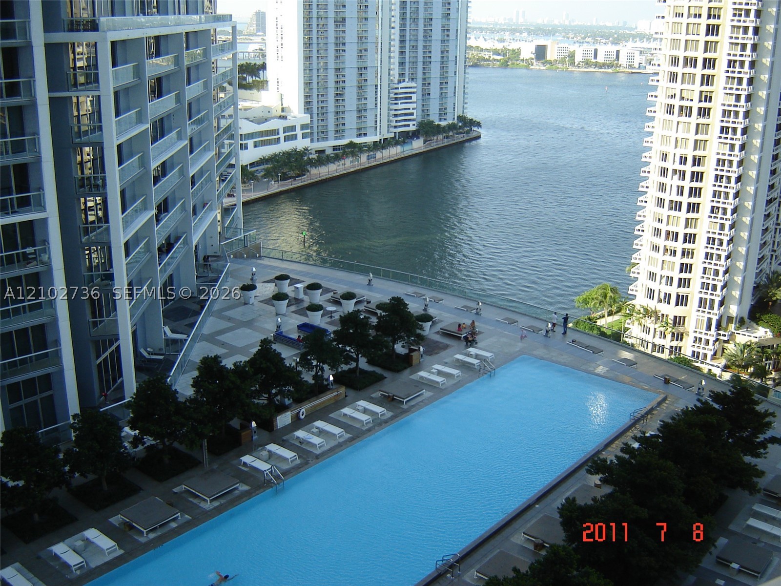 image Icon Brickell I7
