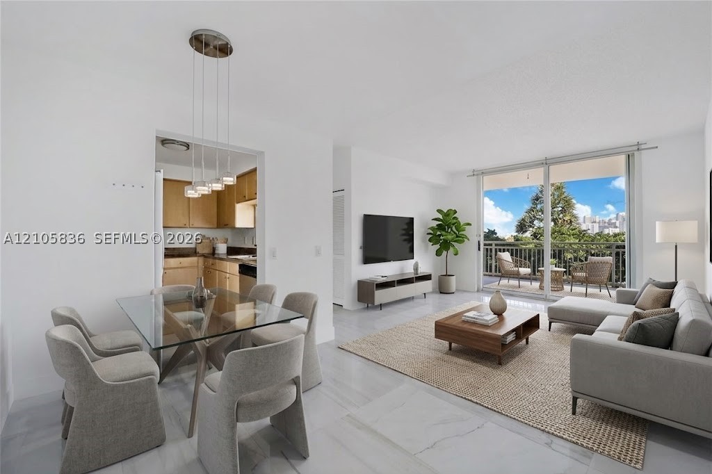 2475 Brickell Ave #704