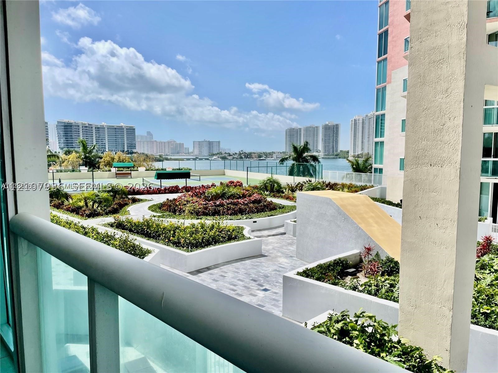 3370 Hidden Bay Dr #510