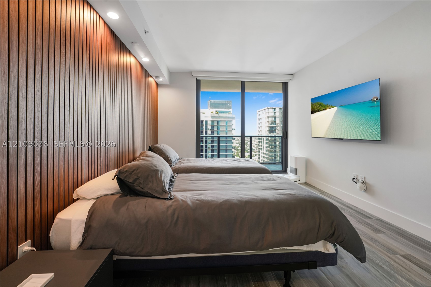 801 S Miami Ave #4410 Miami, FL 33130