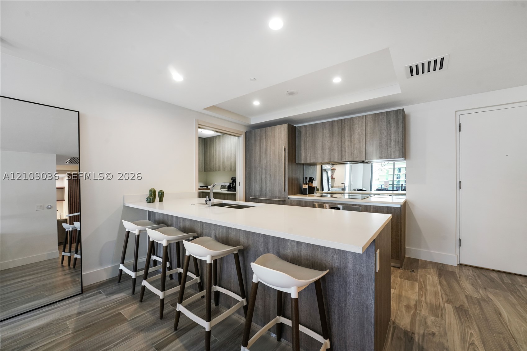 801 S Miami Ave #4410 Miami, FL 33130