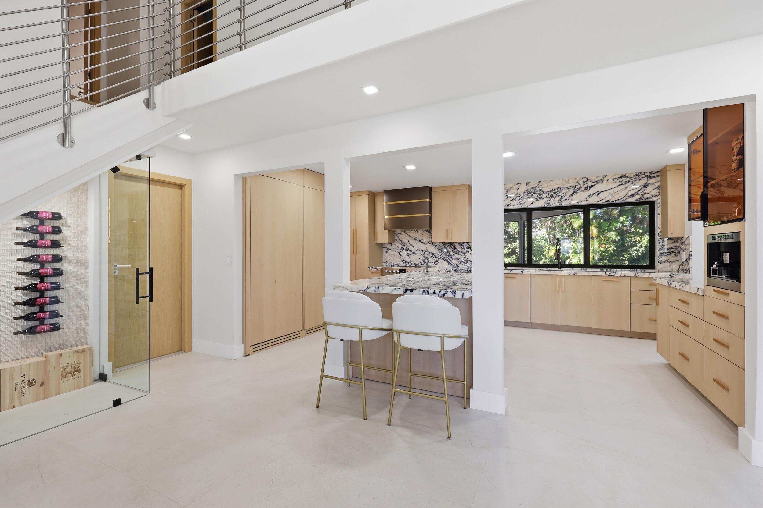 342 N Fairway Tequesta, FL 33469