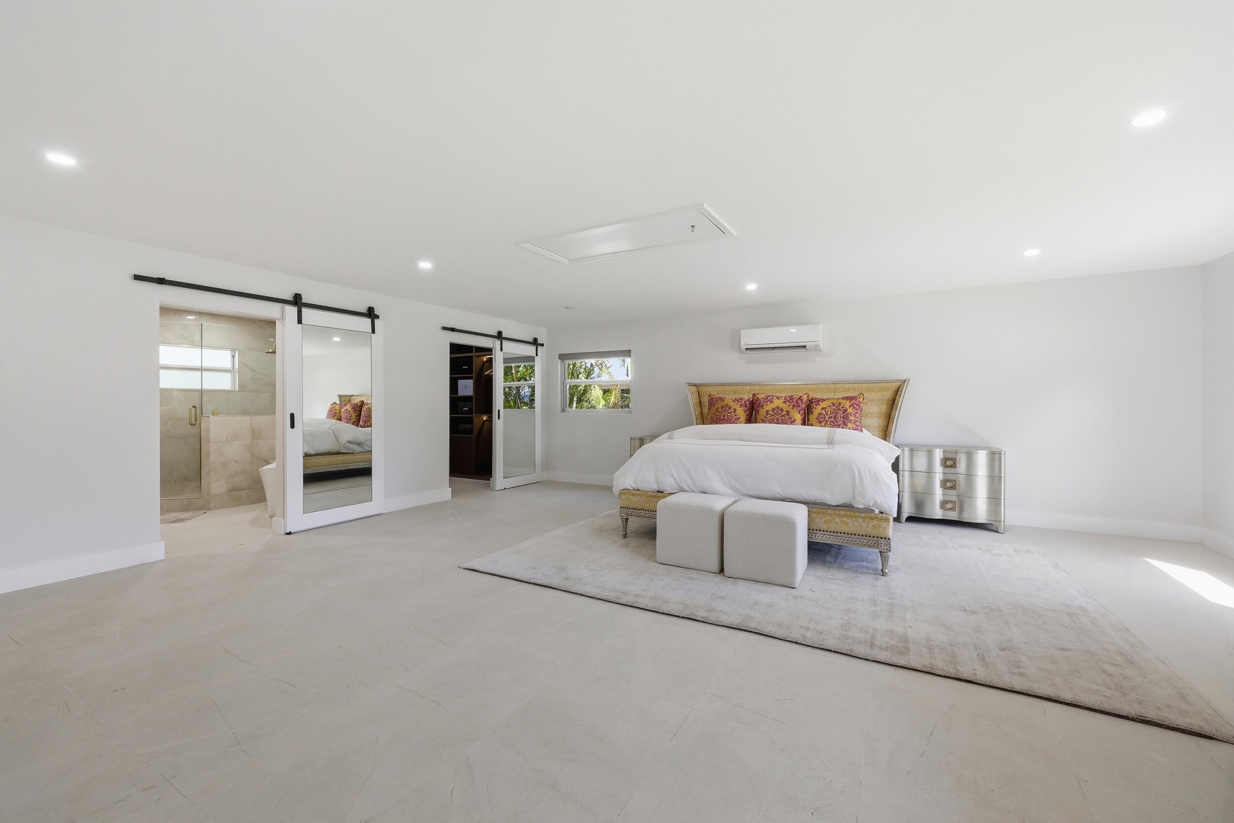 342 N Fairway Tequesta, FL 33469