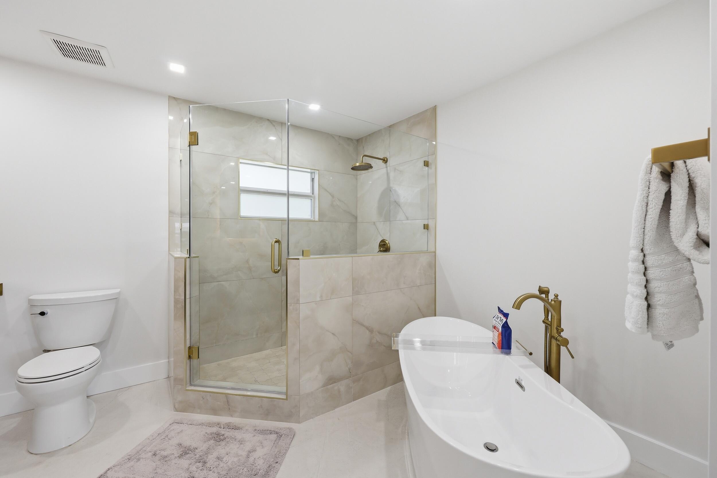 342 N Fairway Tequesta, FL 33469