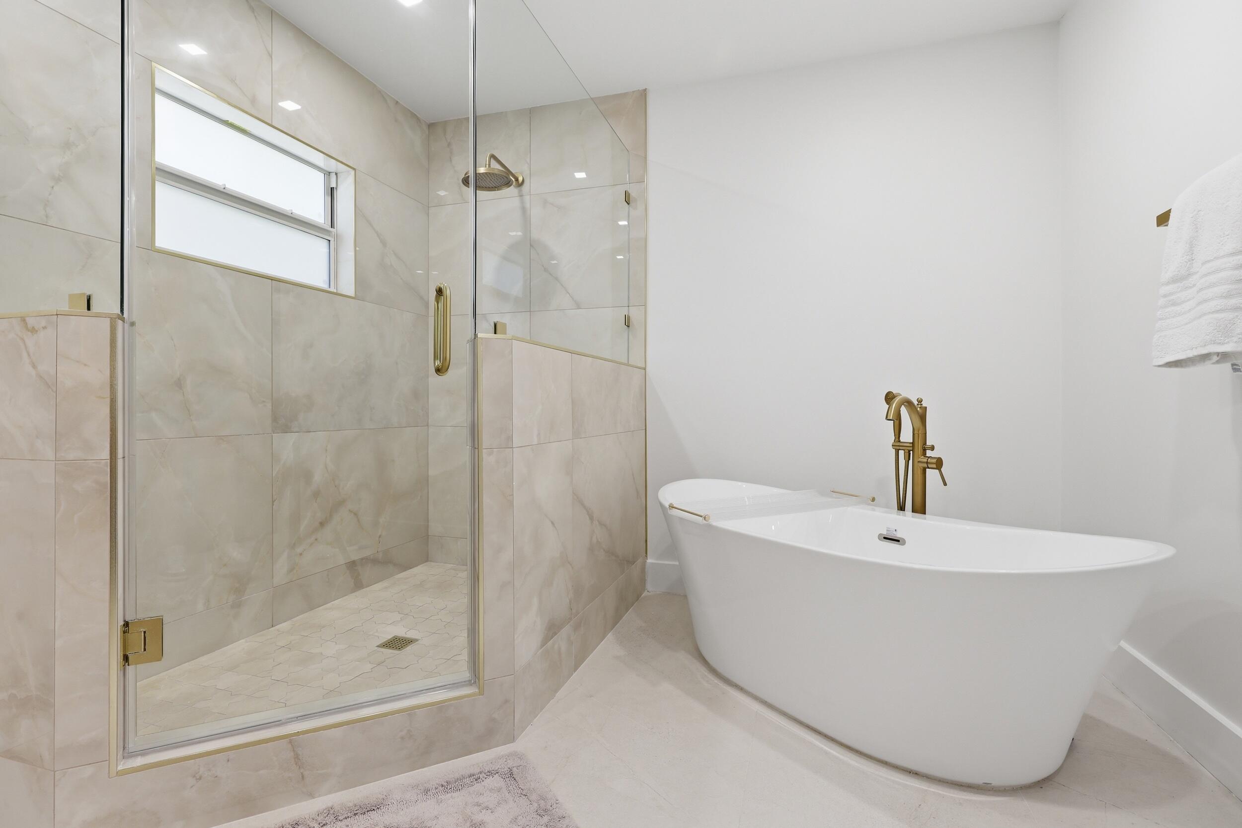 342 N Fairway Tequesta, FL 33469