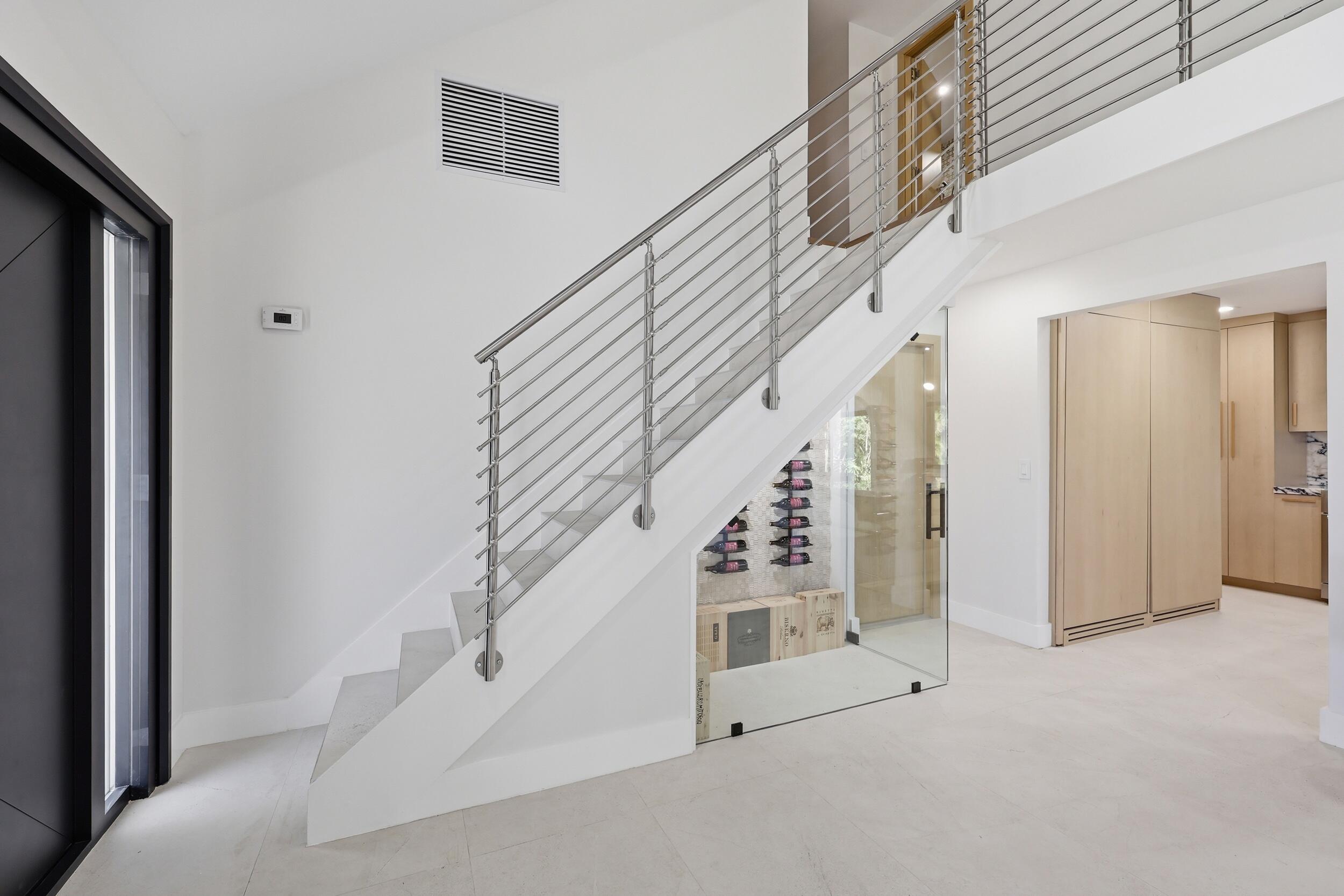 342 N Fairway Tequesta, FL 33469