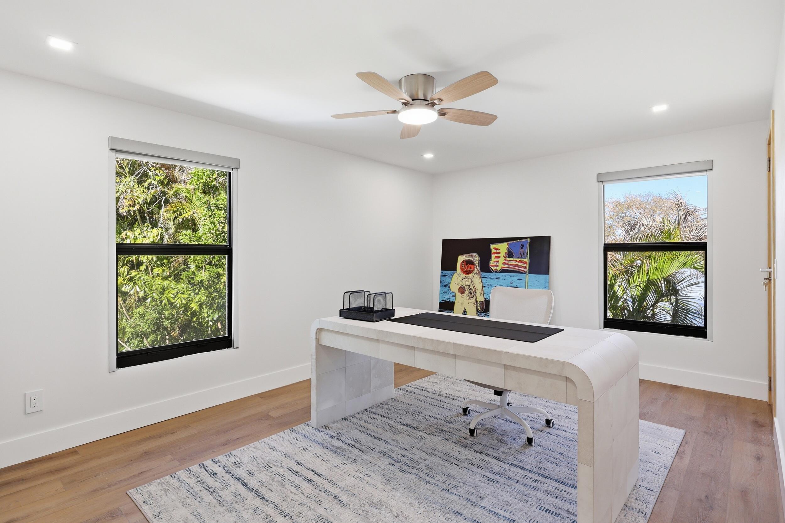 342 N Fairway Tequesta, FL 33469