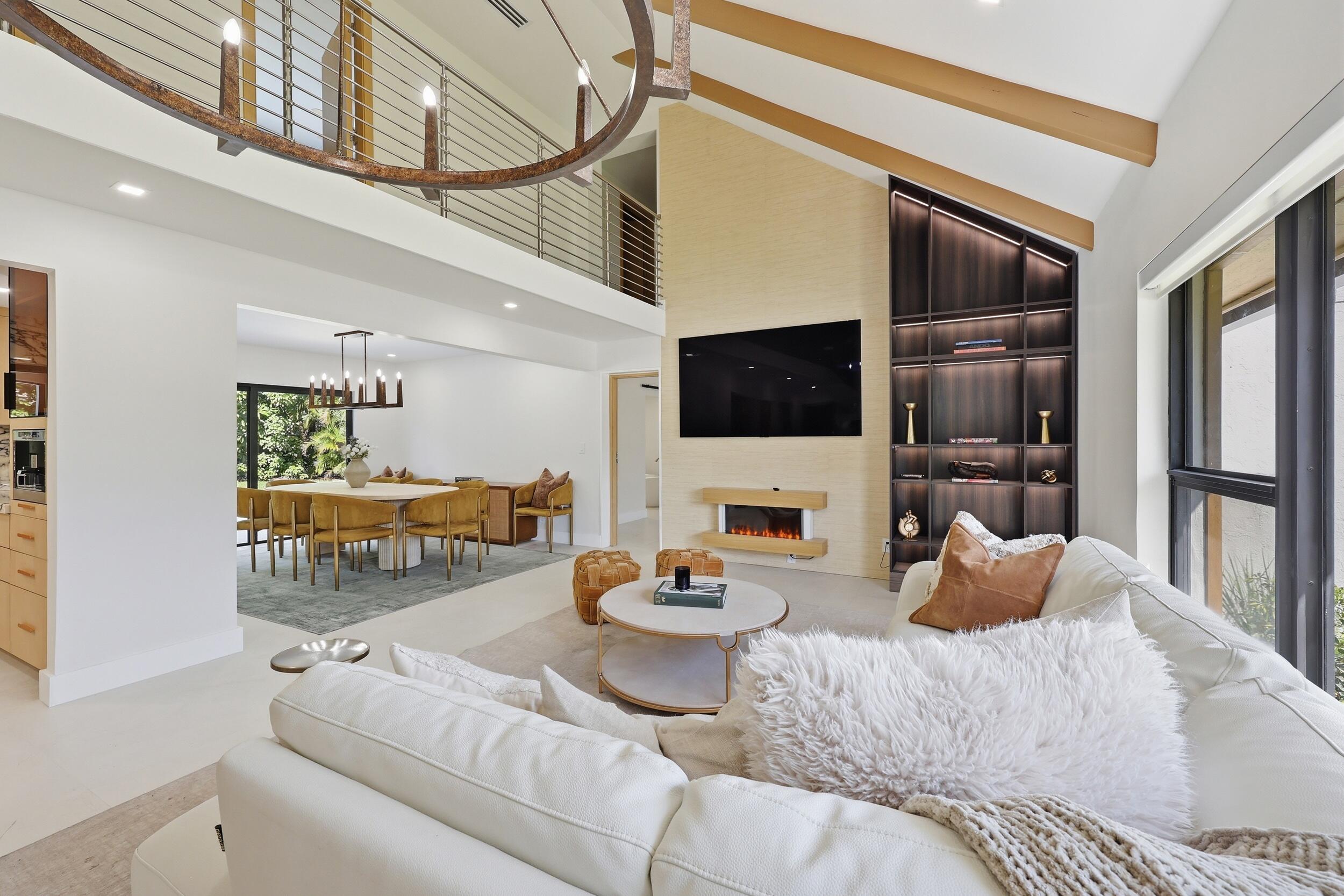 342 N Fairway Tequesta, FL 33469