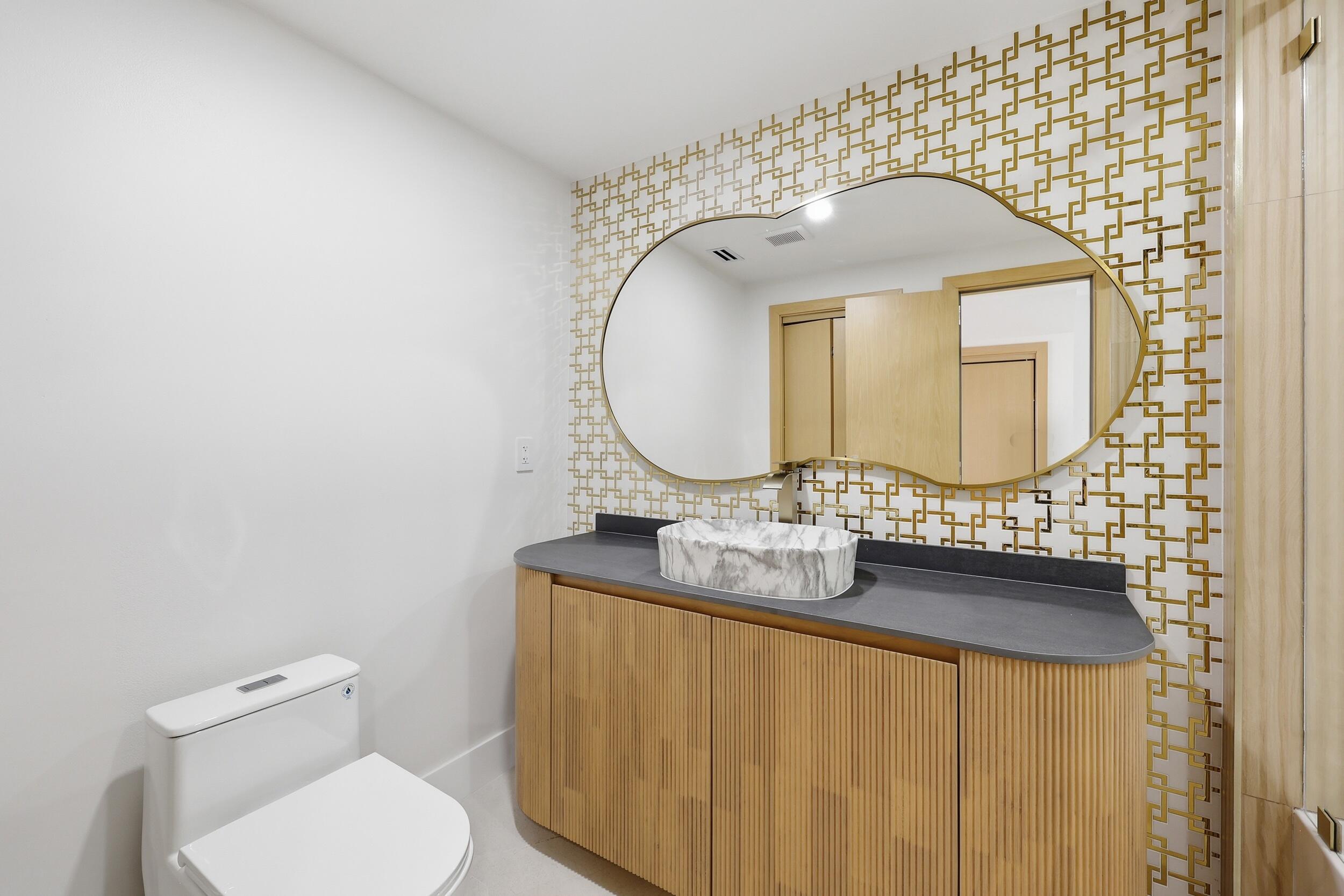 342 N Fairway Tequesta, FL 33469