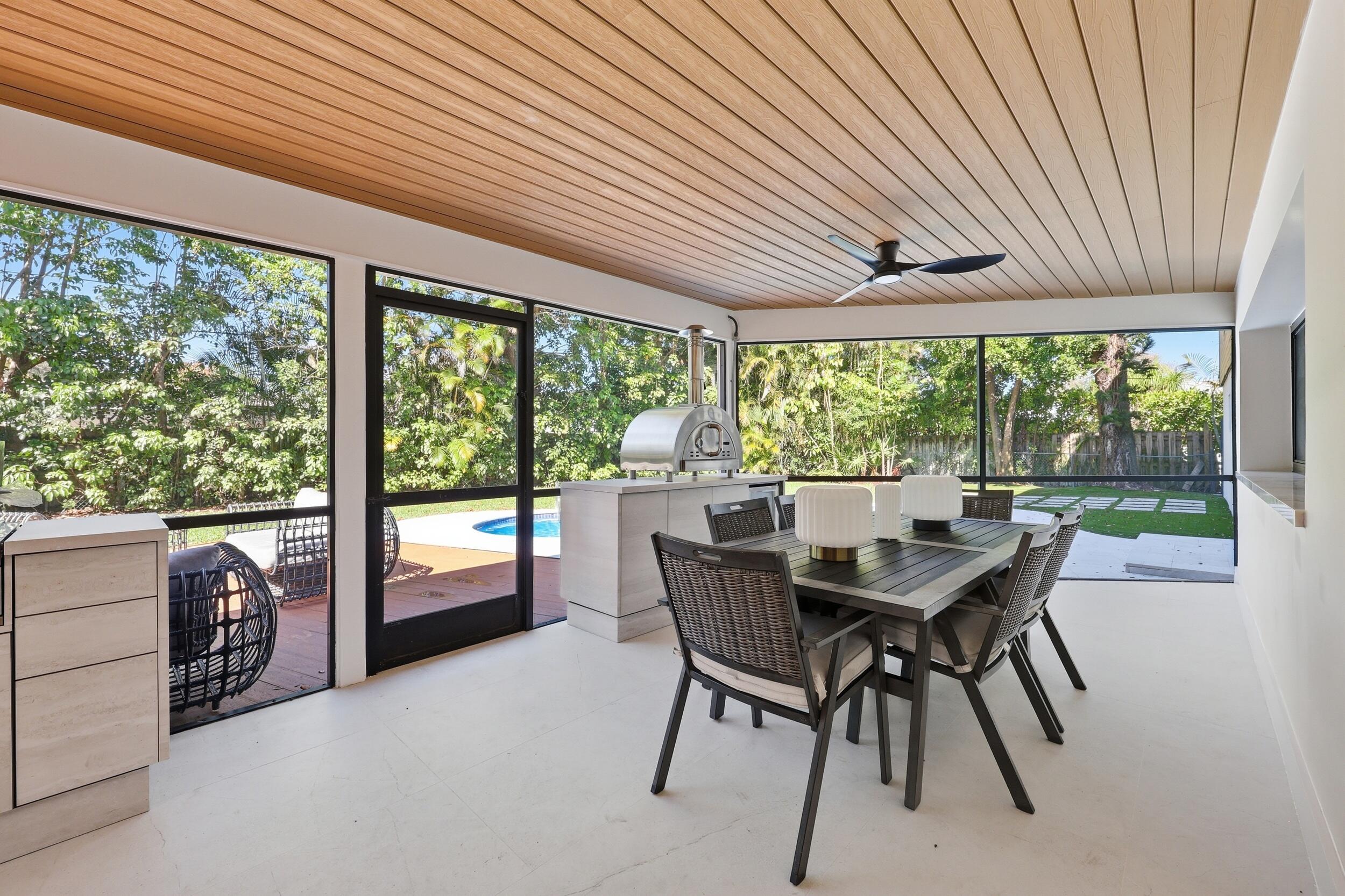 342 N Fairway Tequesta, FL 33469