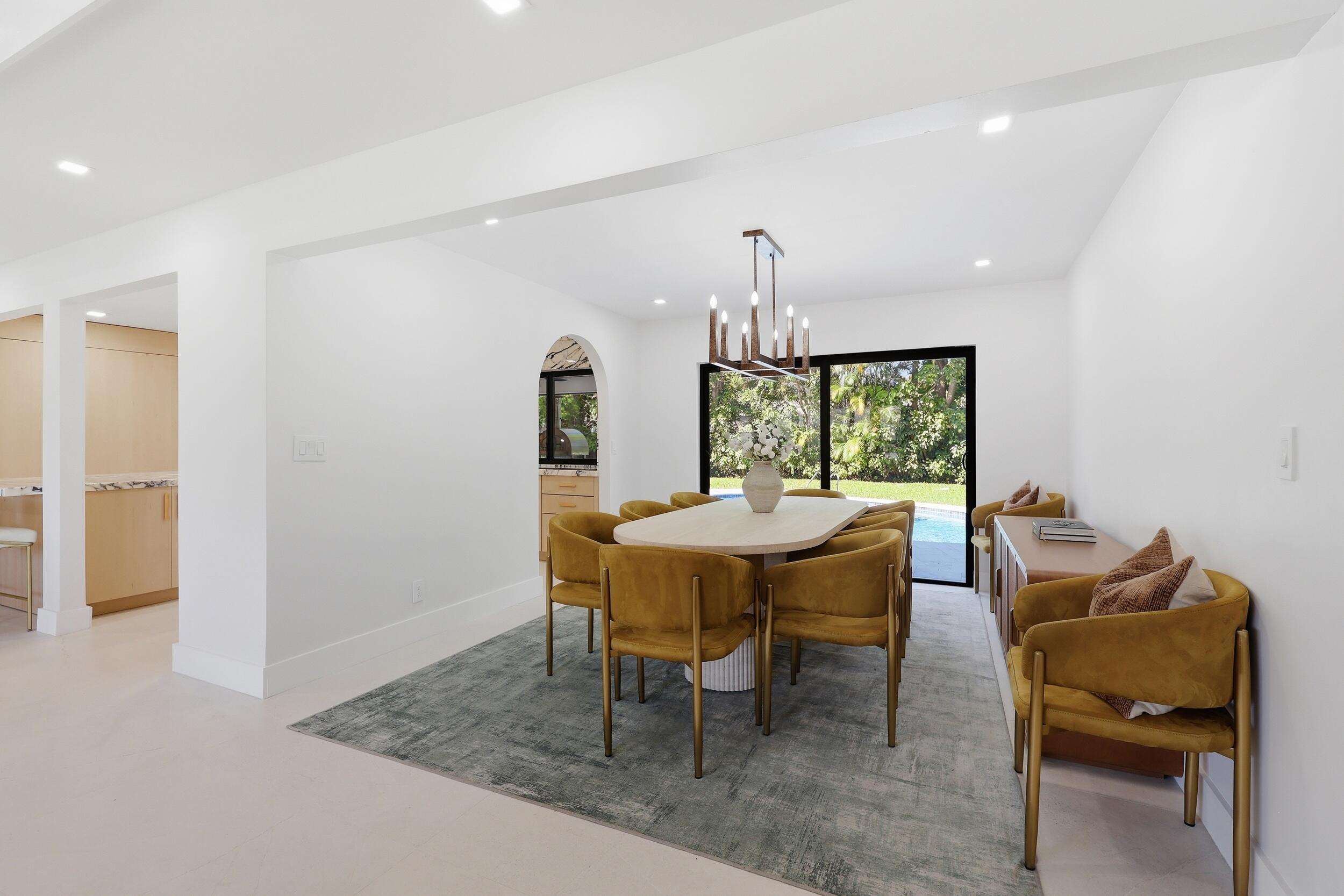 342 N Fairway Tequesta, FL 33469