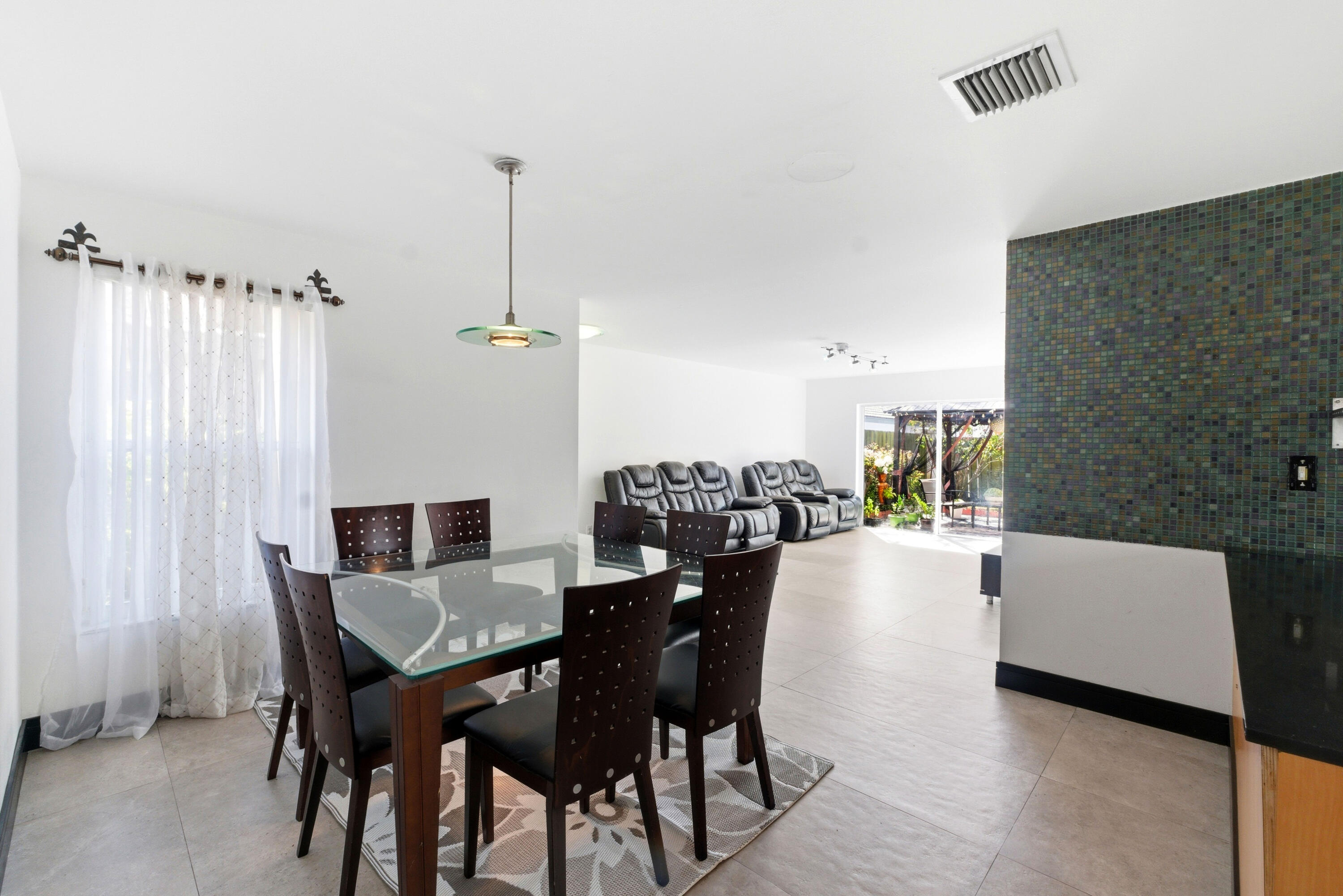 17318 SW 22nd Miramar, FL 33029