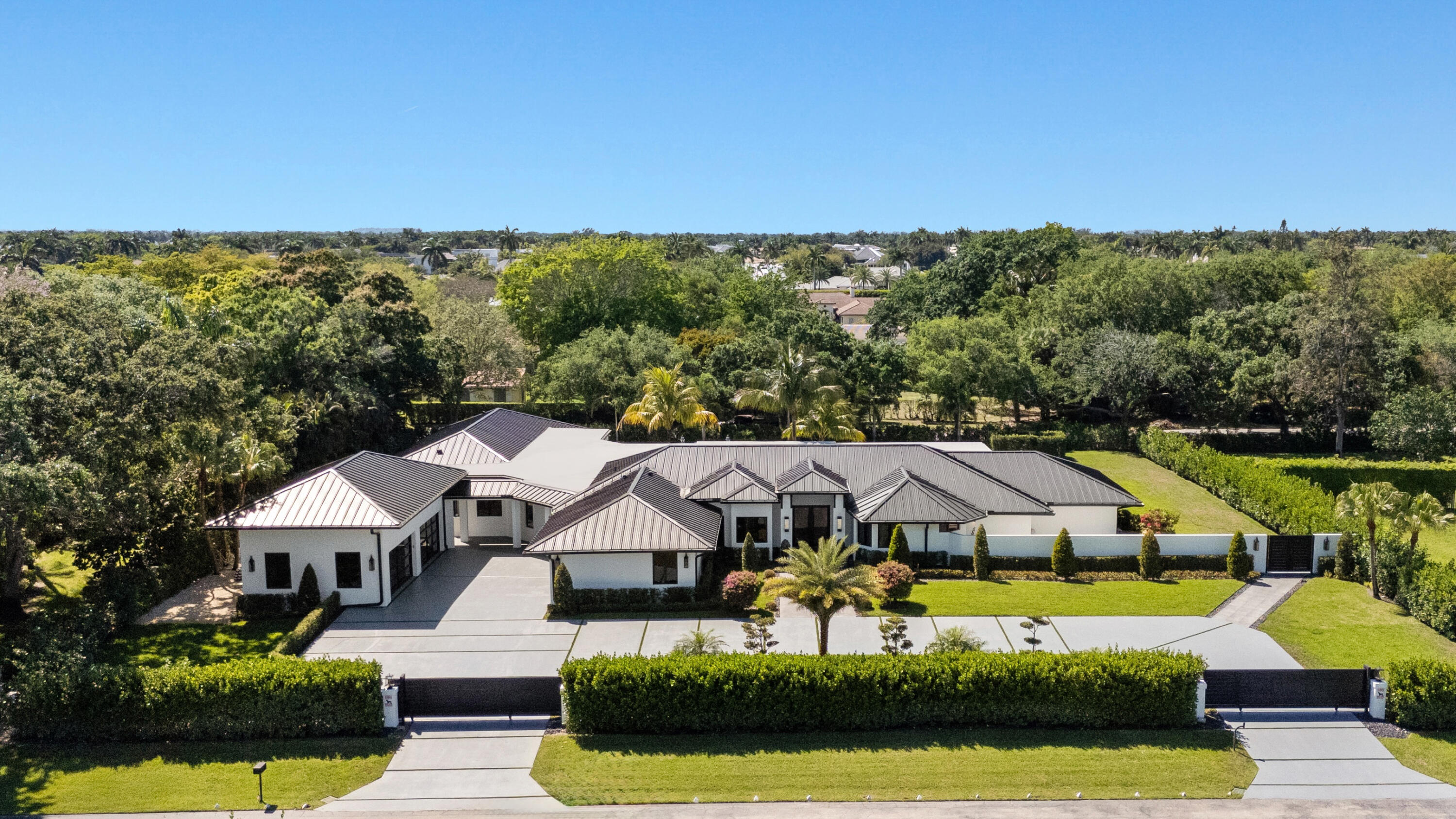 17872 W Fieldbrook