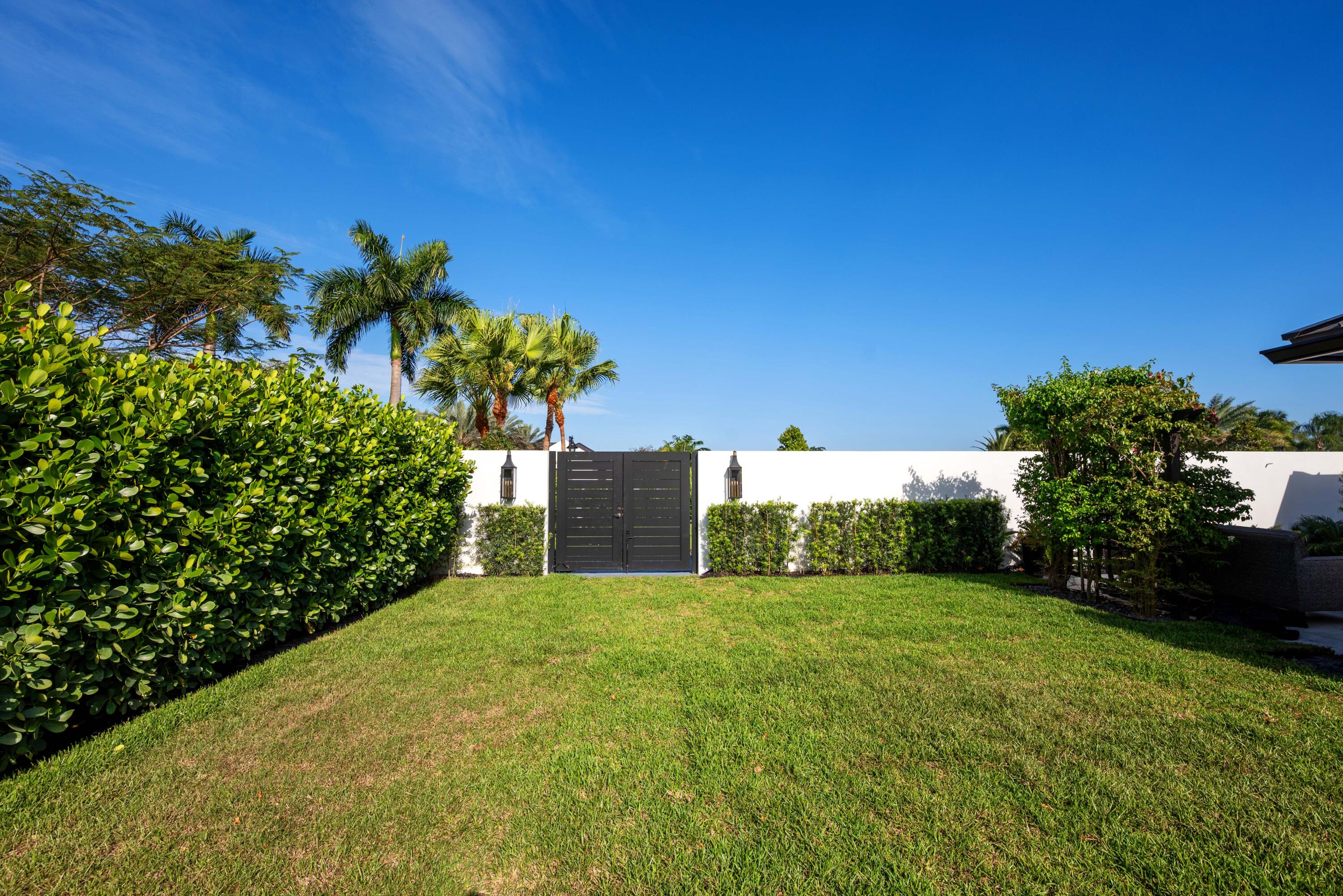 17872 W Fieldbrook Boca Raton, FL 33496