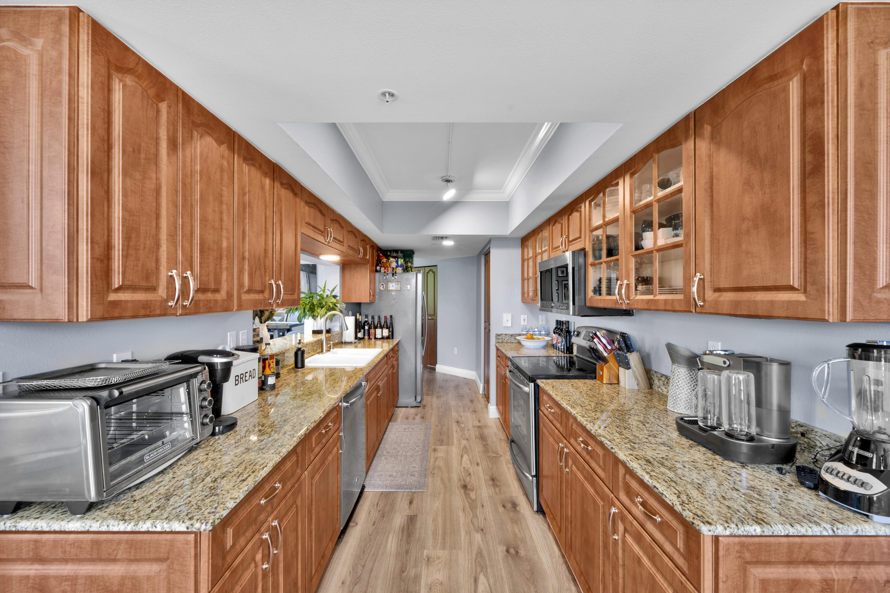 2880 NE 14th St #413 Pompano Beach, FL 33062