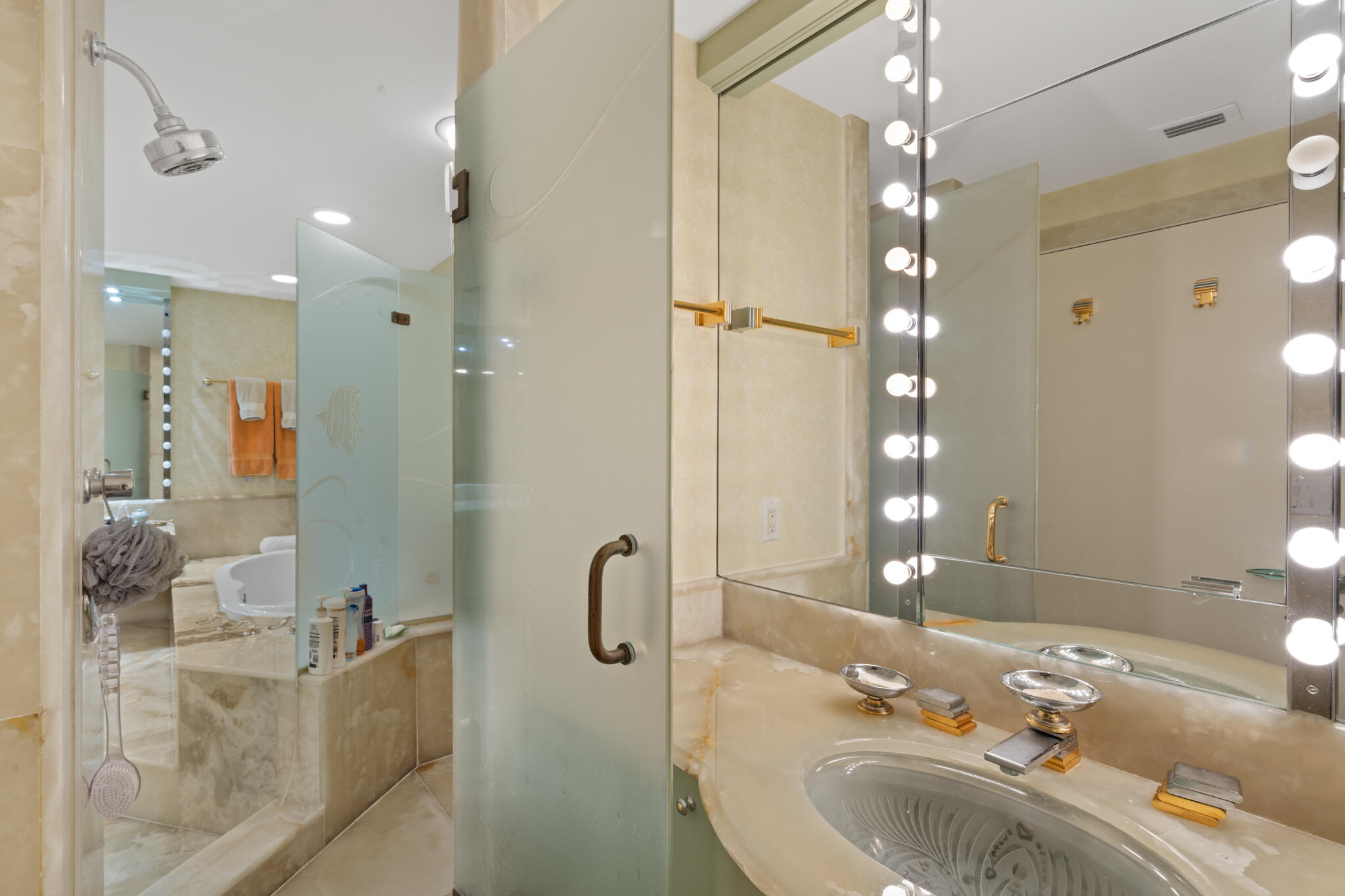 3100 N Ocean #1610 Fort Lauderdale, FL 33308