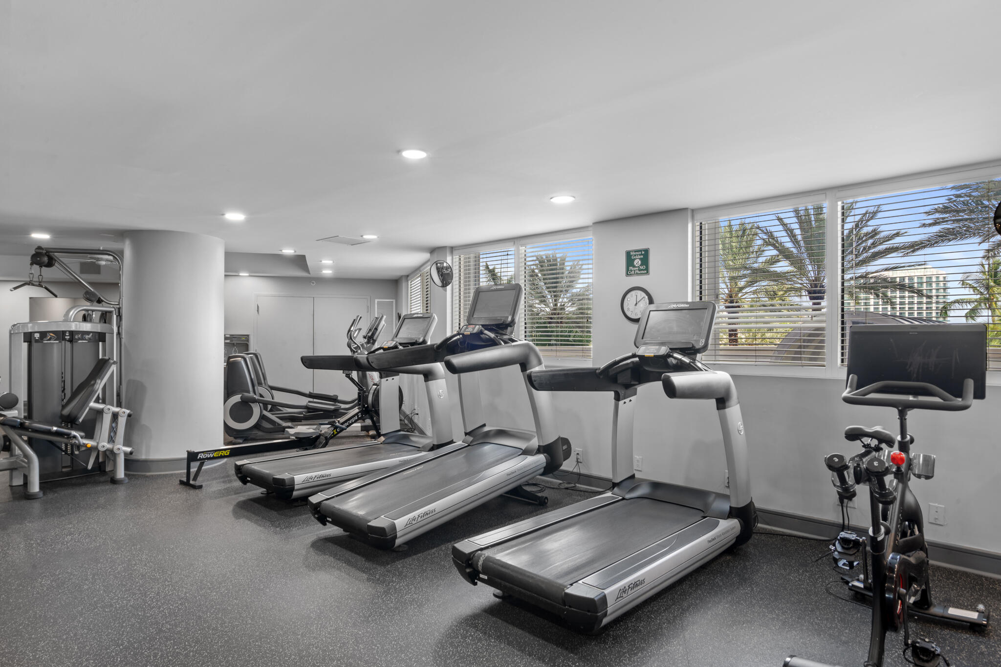3100 N Ocean #1610 Fort Lauderdale, FL 33308