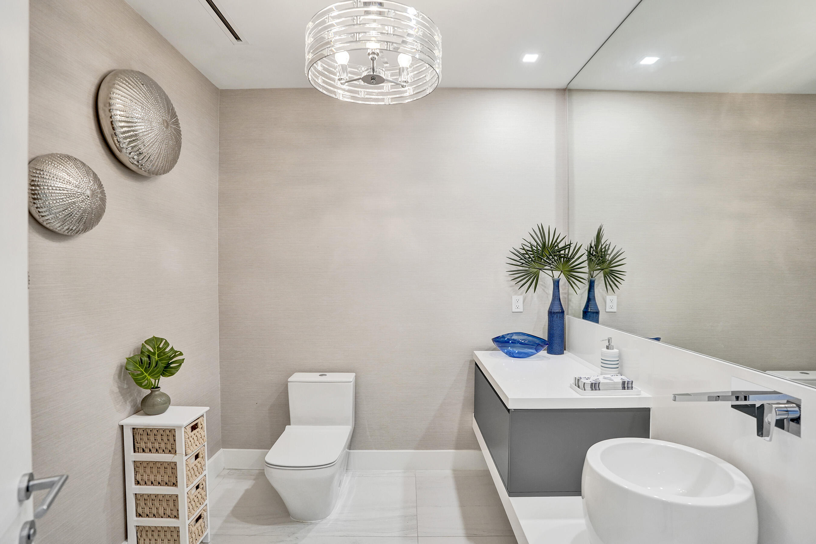 701 N Fort Lauderdale Bch #A1 Fort Lauderdale, FL 33304