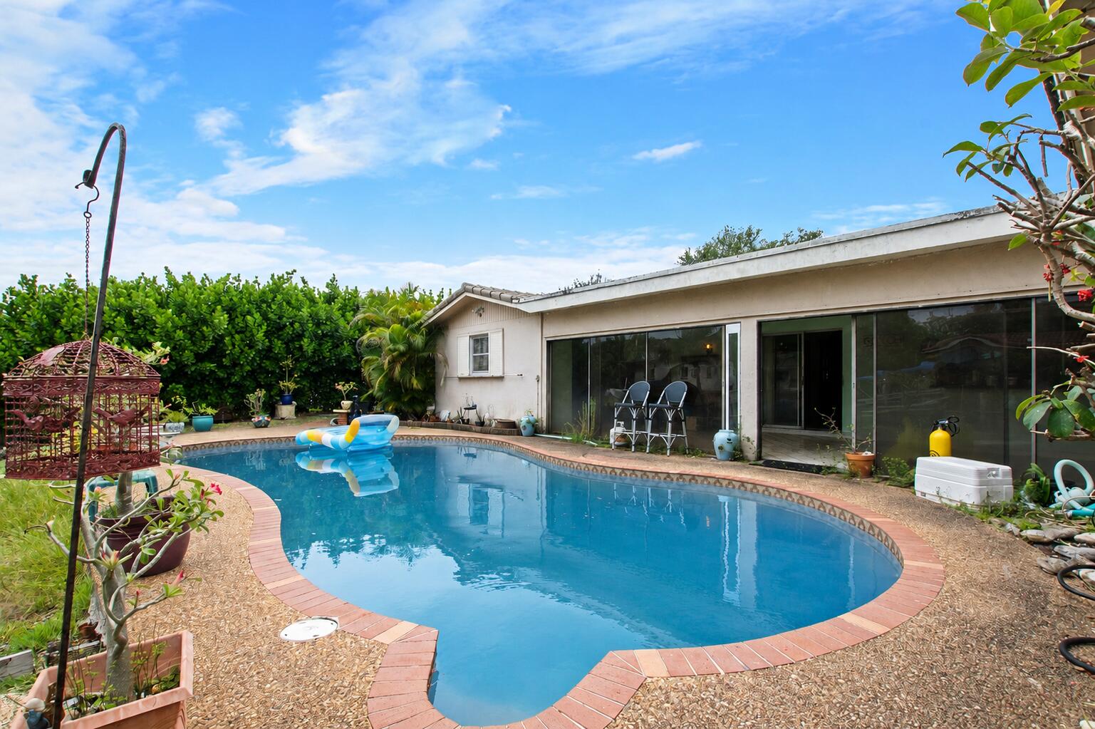 6241 SW 14th Plantation, FL 33317